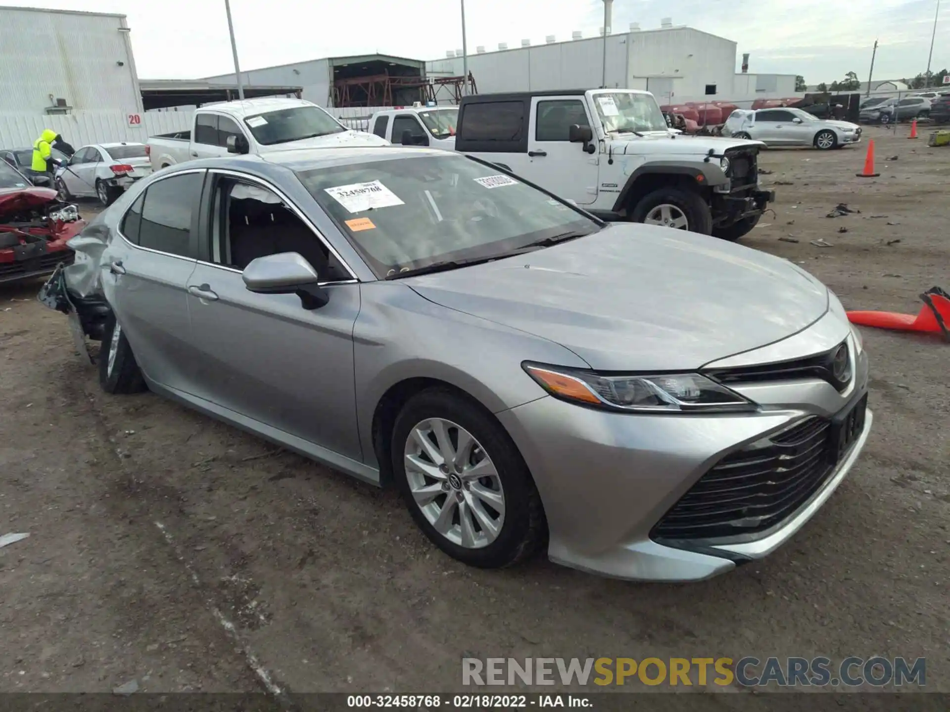 1 Photograph of a damaged car 4T1B11HK4KU290624 TOYOTA CAMRY 2019