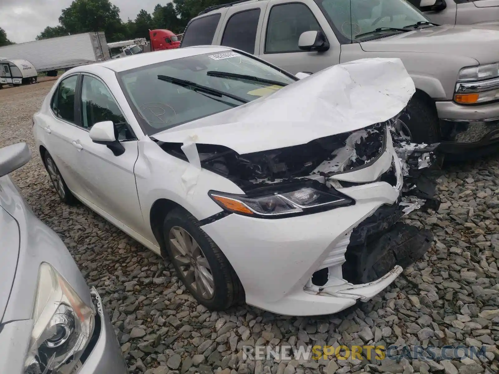 1 Photograph of a damaged car 4T1B11HK4KU291630 TOYOTA CAMRY 2019