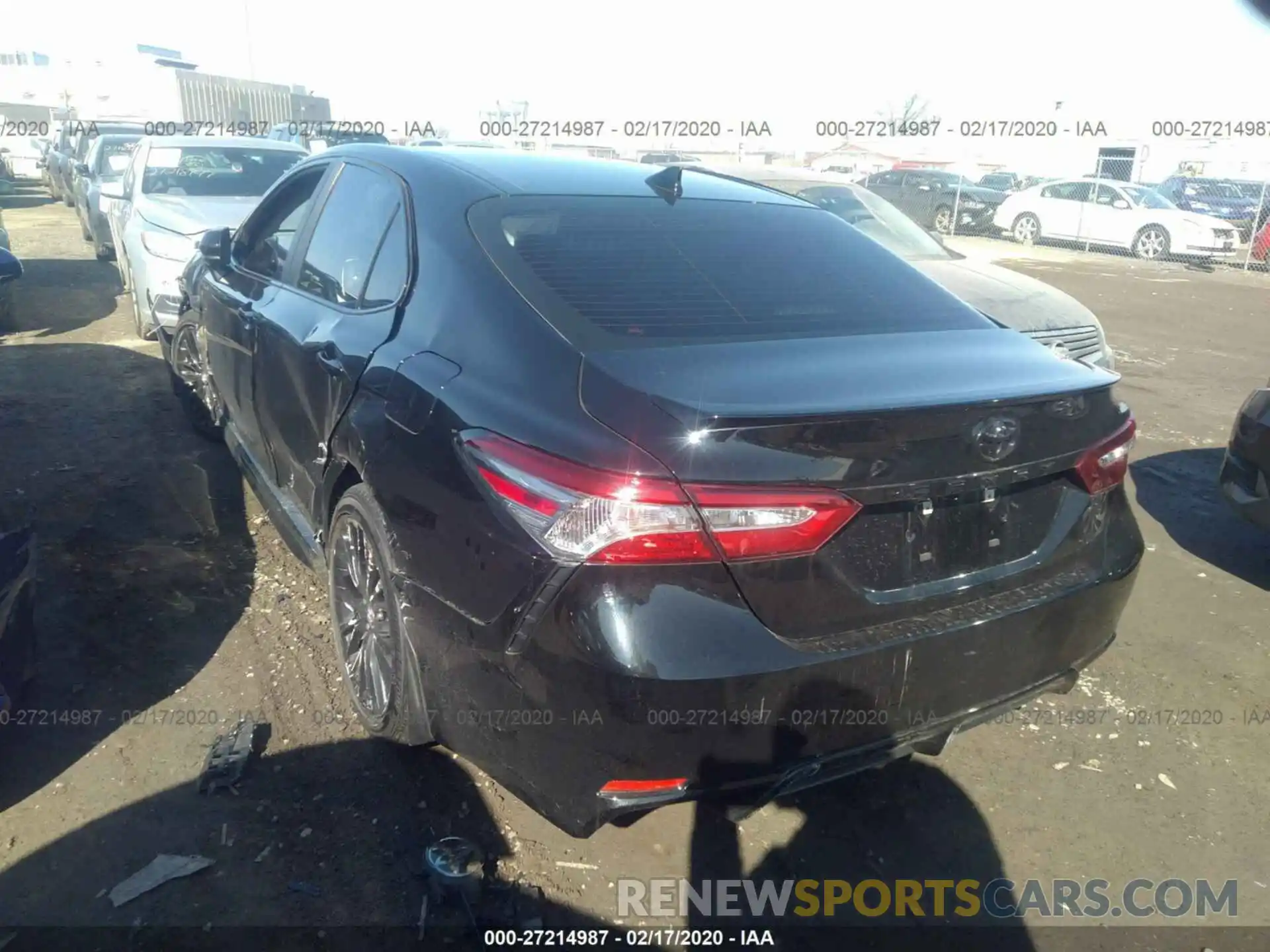 3 Фотография поврежденного автомобиля 4T1B11HK4KU293720 TOYOTA CAMRY 2019