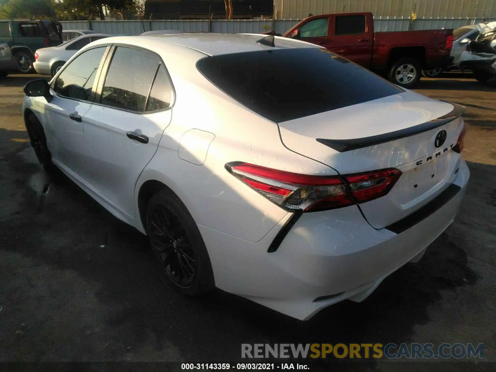 3 Фотография поврежденного автомобиля 4T1B11HK4KU294320 TOYOTA CAMRY 2019