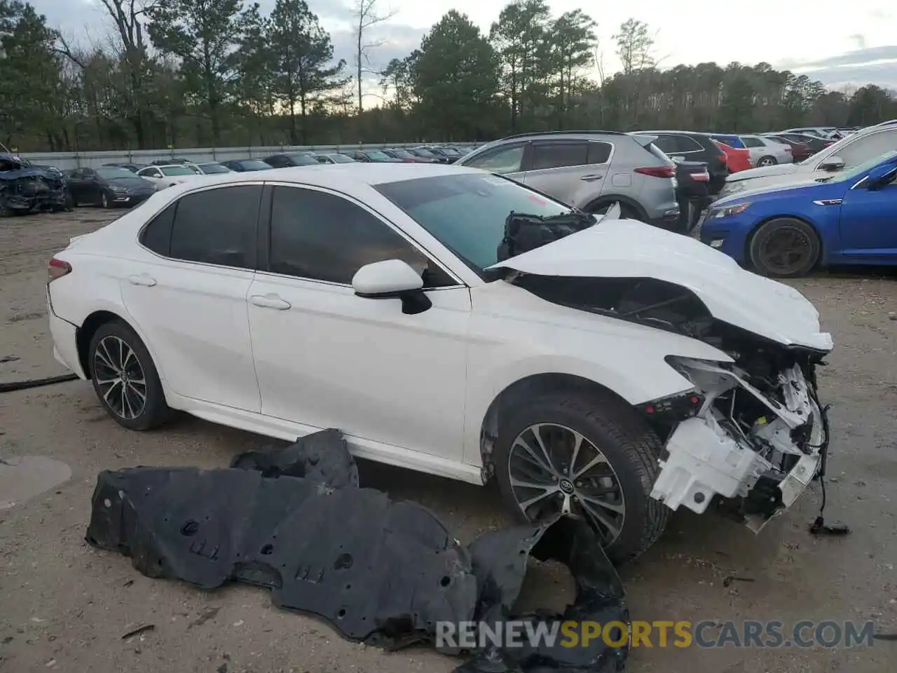 4 Photograph of a damaged car 4T1B11HK4KU295046 TOYOTA CAMRY 2019