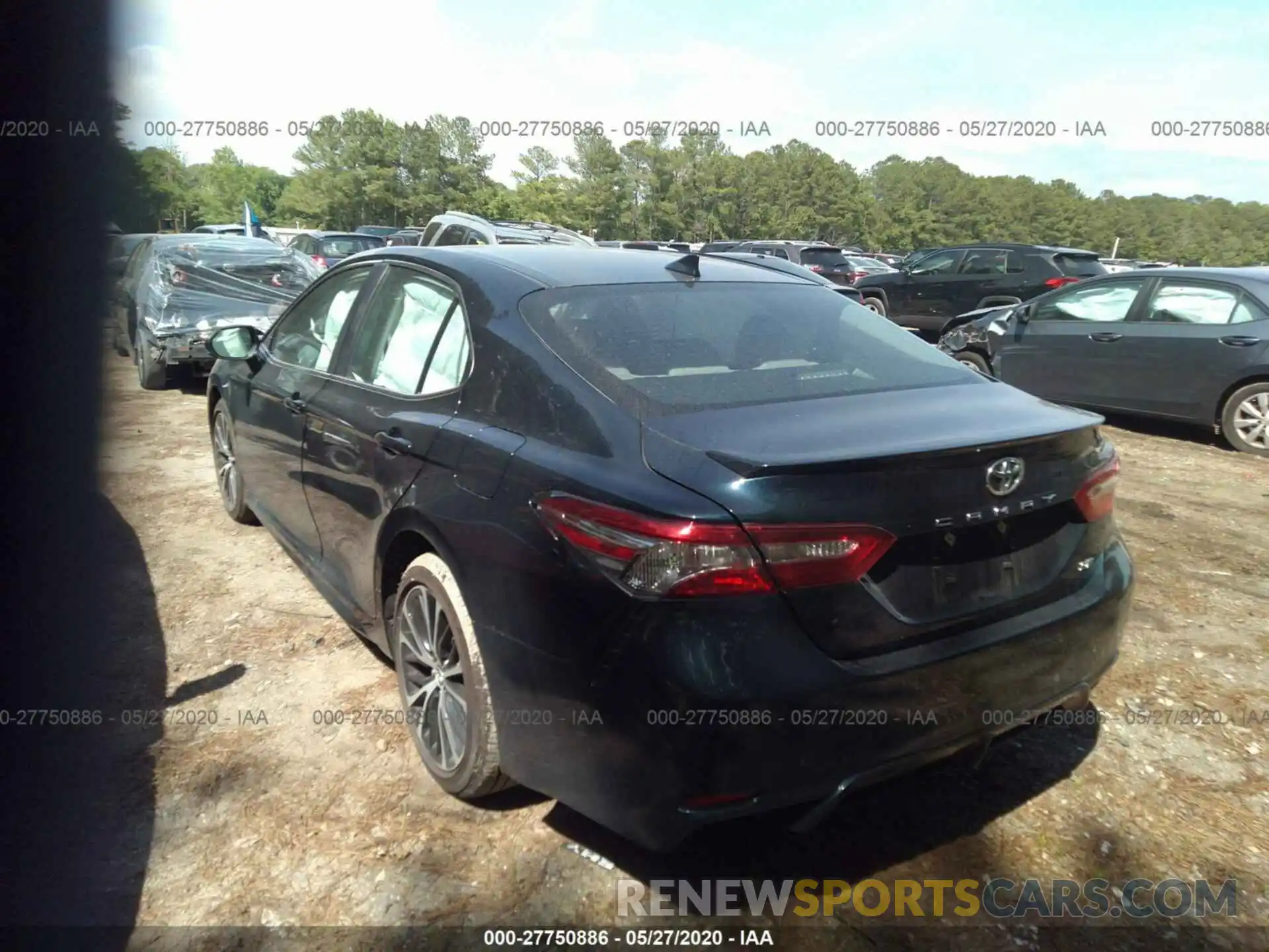 3 Photograph of a damaged car 4T1B11HK4KU295418 TOYOTA CAMRY 2019