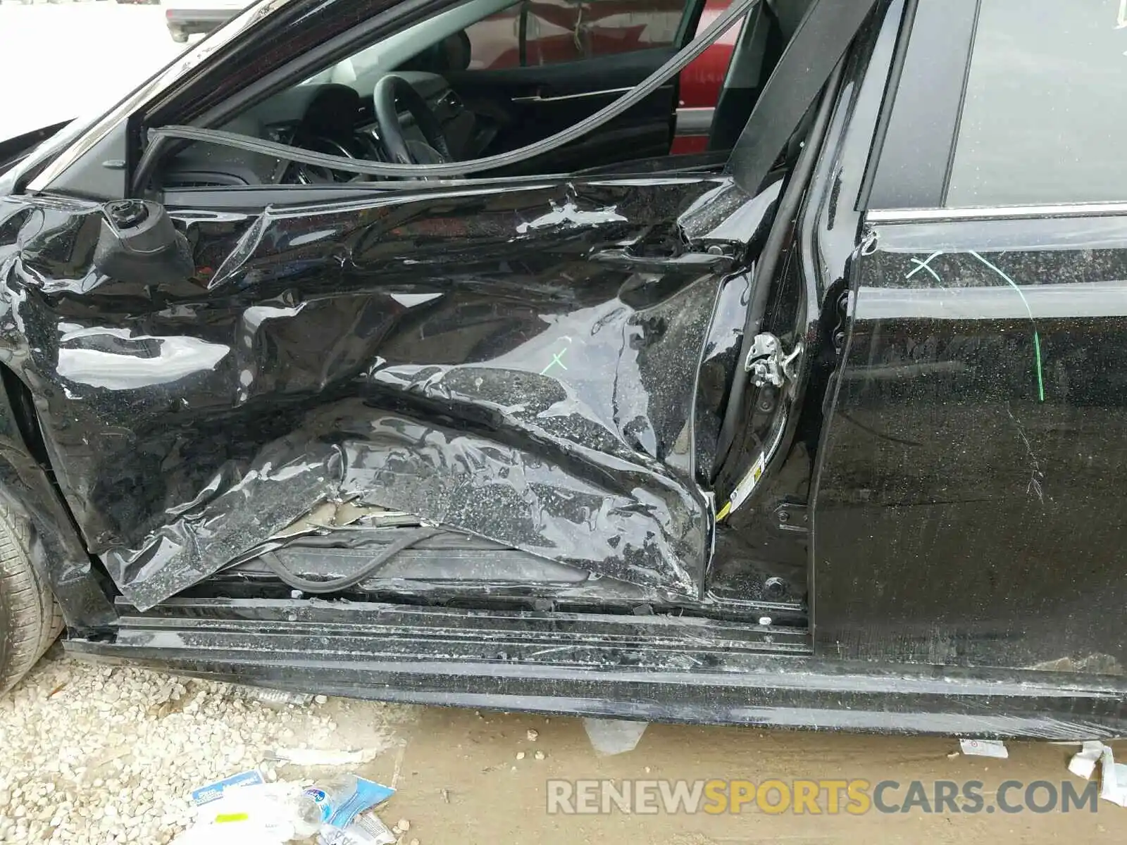 9 Photograph of a damaged car 4T1B11HK4KU299629 TOYOTA CAMRY 2019