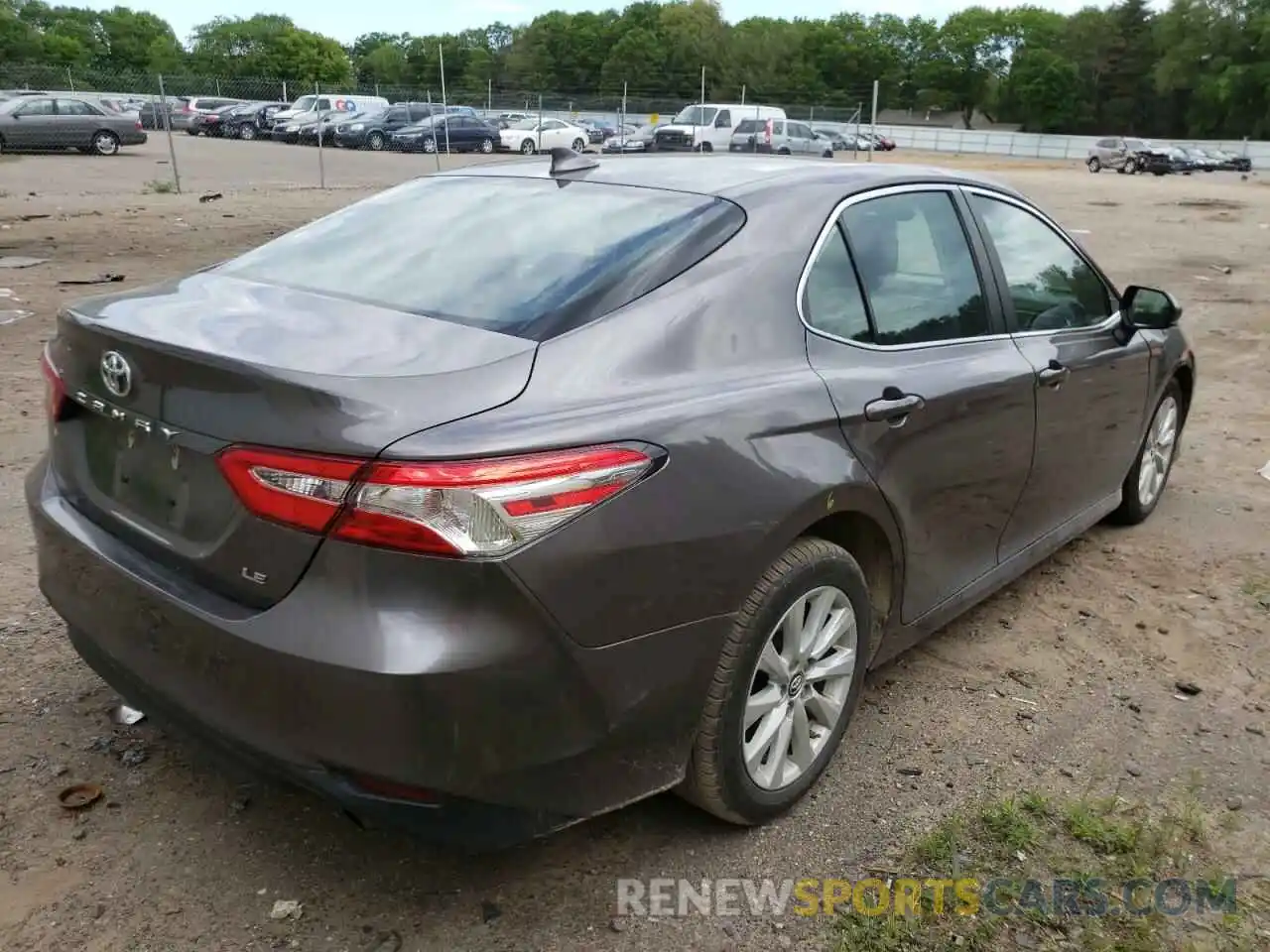 4 Photograph of a damaged car 4T1B11HK4KU679103 TOYOTA CAMRY 2019