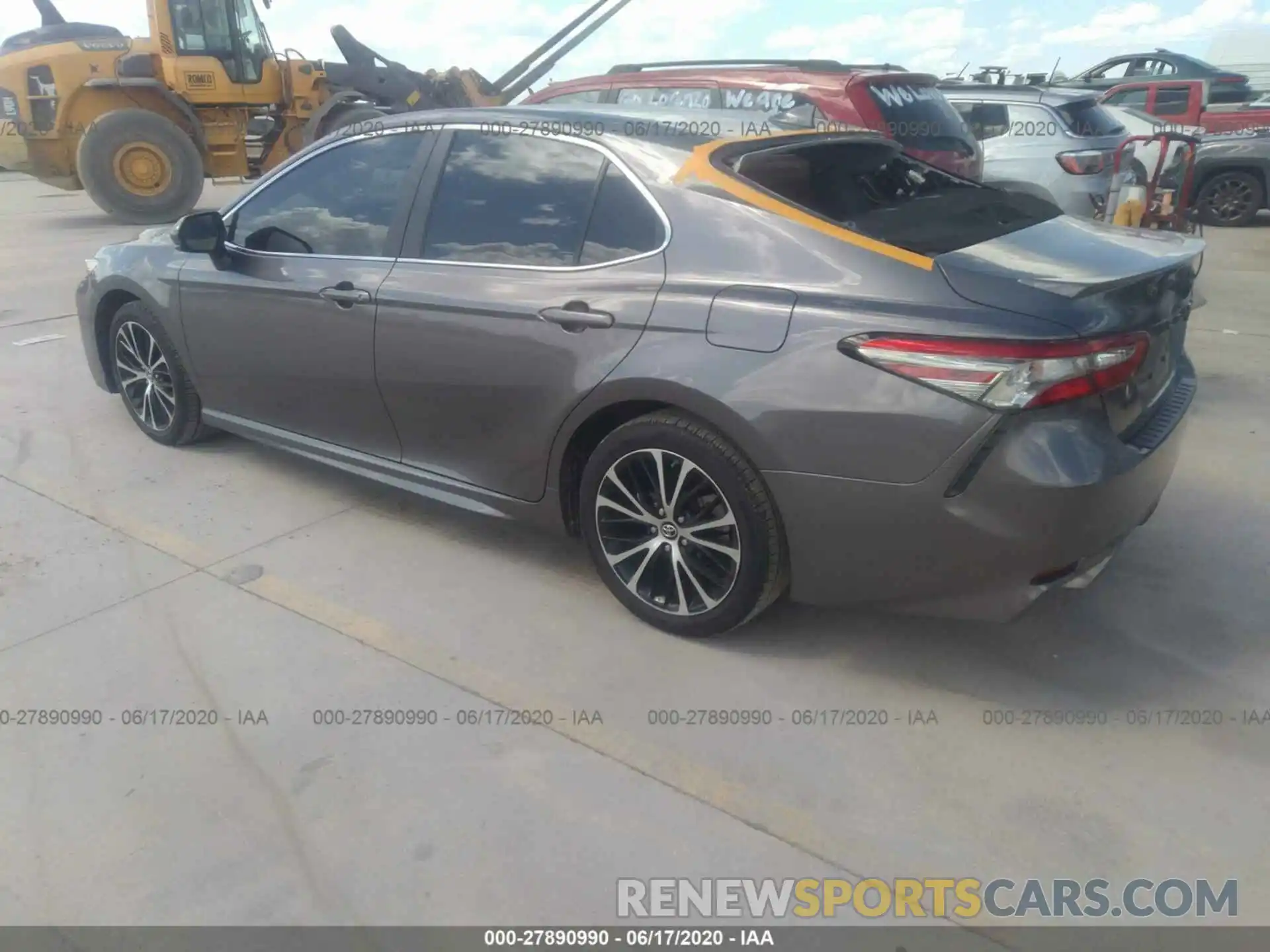 3 Photograph of a damaged car 4T1B11HK4KU679876 TOYOTA CAMRY 2019