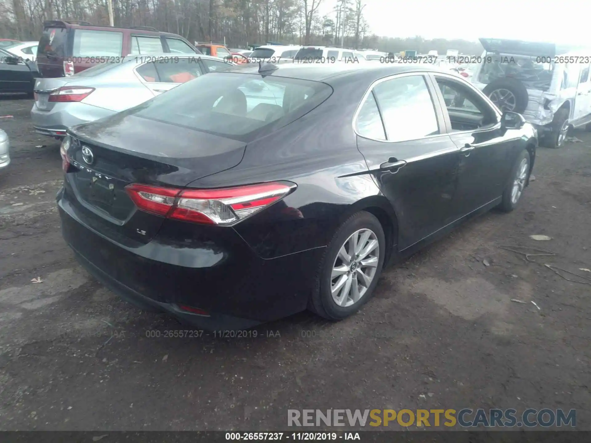 4 Photograph of a damaged car 4T1B11HK4KU680333 TOYOTA CAMRY 2019