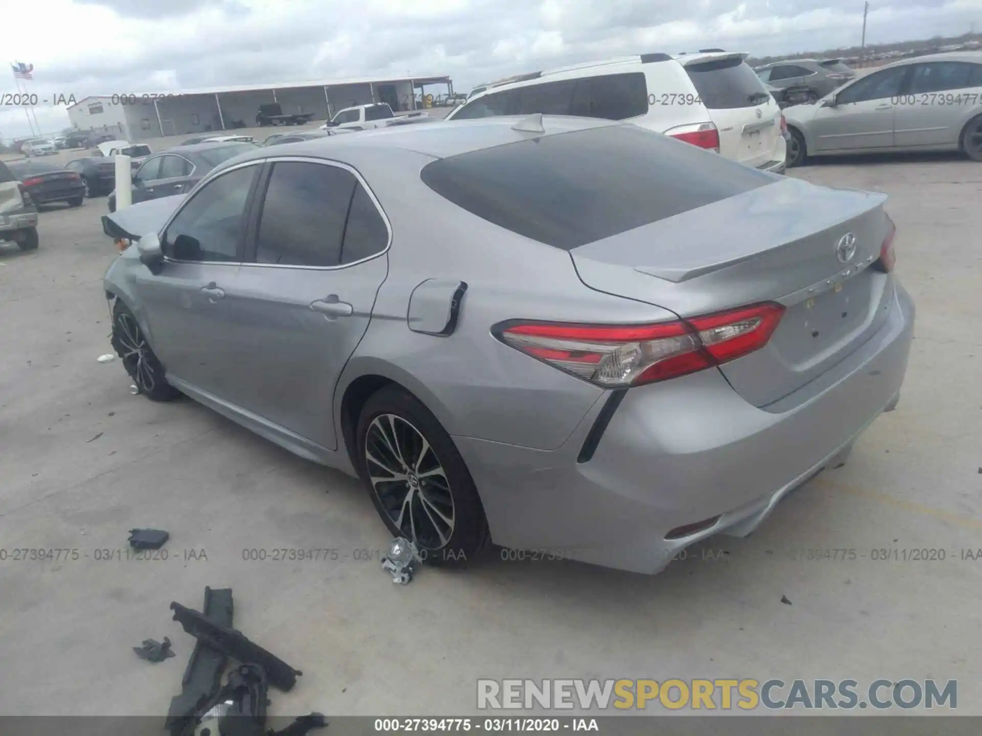 3 Photograph of a damaged car 4T1B11HK4KU682020 TOYOTA CAMRY 2019