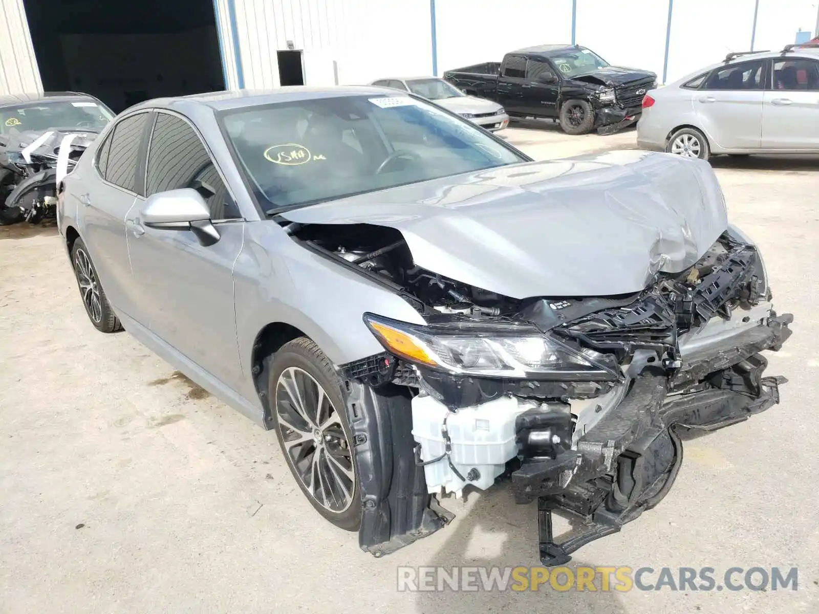 1 Photograph of a damaged car 4T1B11HK4KU682597 TOYOTA CAMRY 2019