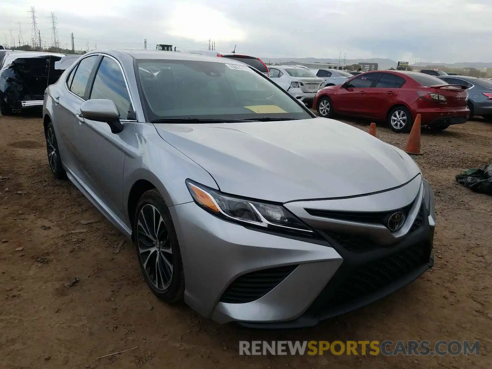 1 Photograph of a damaged car 4T1B11HK4KU682714 TOYOTA CAMRY 2019