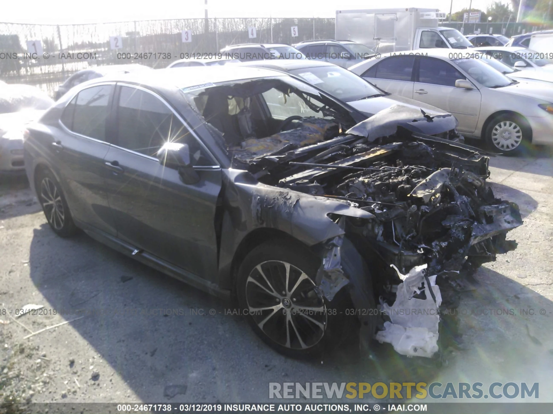 1 Photograph of a damaged car 4T1B11HK4KU685841 TOYOTA CAMRY 2019