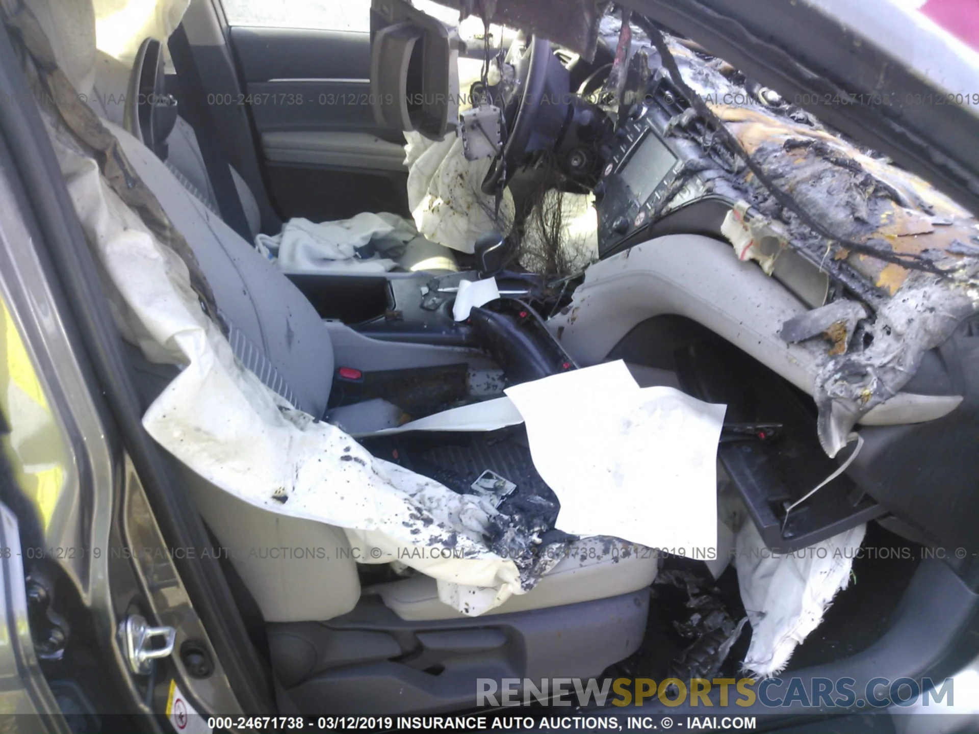 5 Photograph of a damaged car 4T1B11HK4KU685841 TOYOTA CAMRY 2019