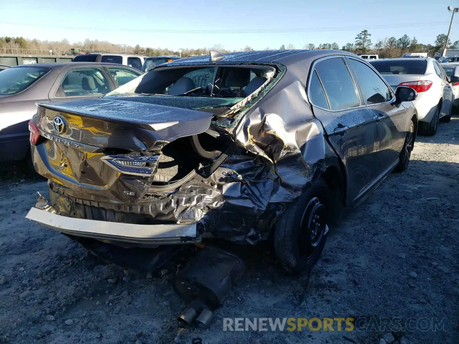 4 Photograph of a damaged car 4T1B11HK4KU685855 TOYOTA CAMRY 2019