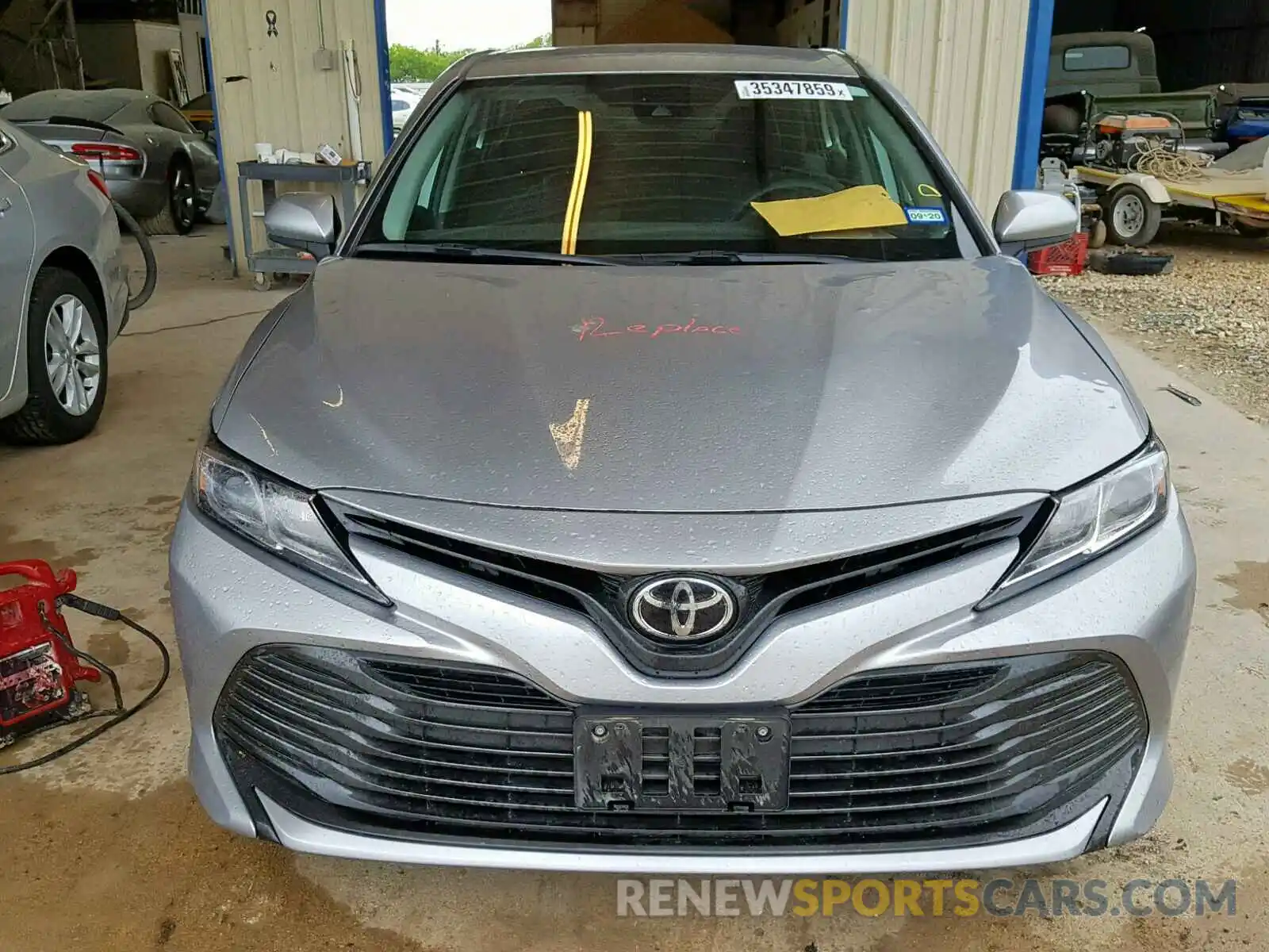 9 Photograph of a damaged car 4T1B11HK4KU686519 TOYOTA CAMRY 2019