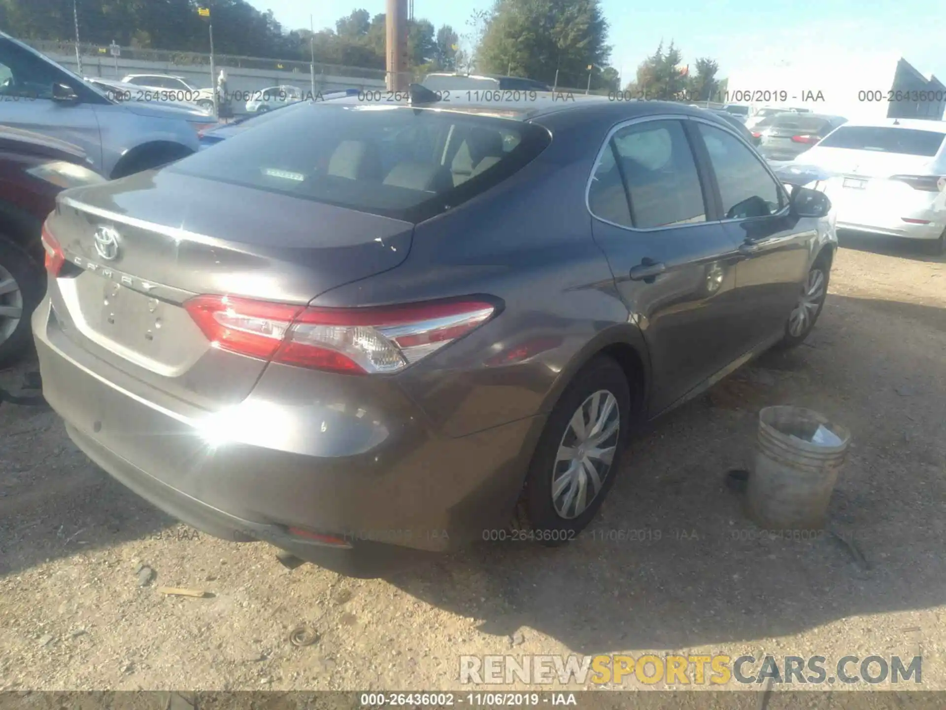 4 Photograph of a damaged car 4T1B11HK4KU686553 TOYOTA CAMRY 2019