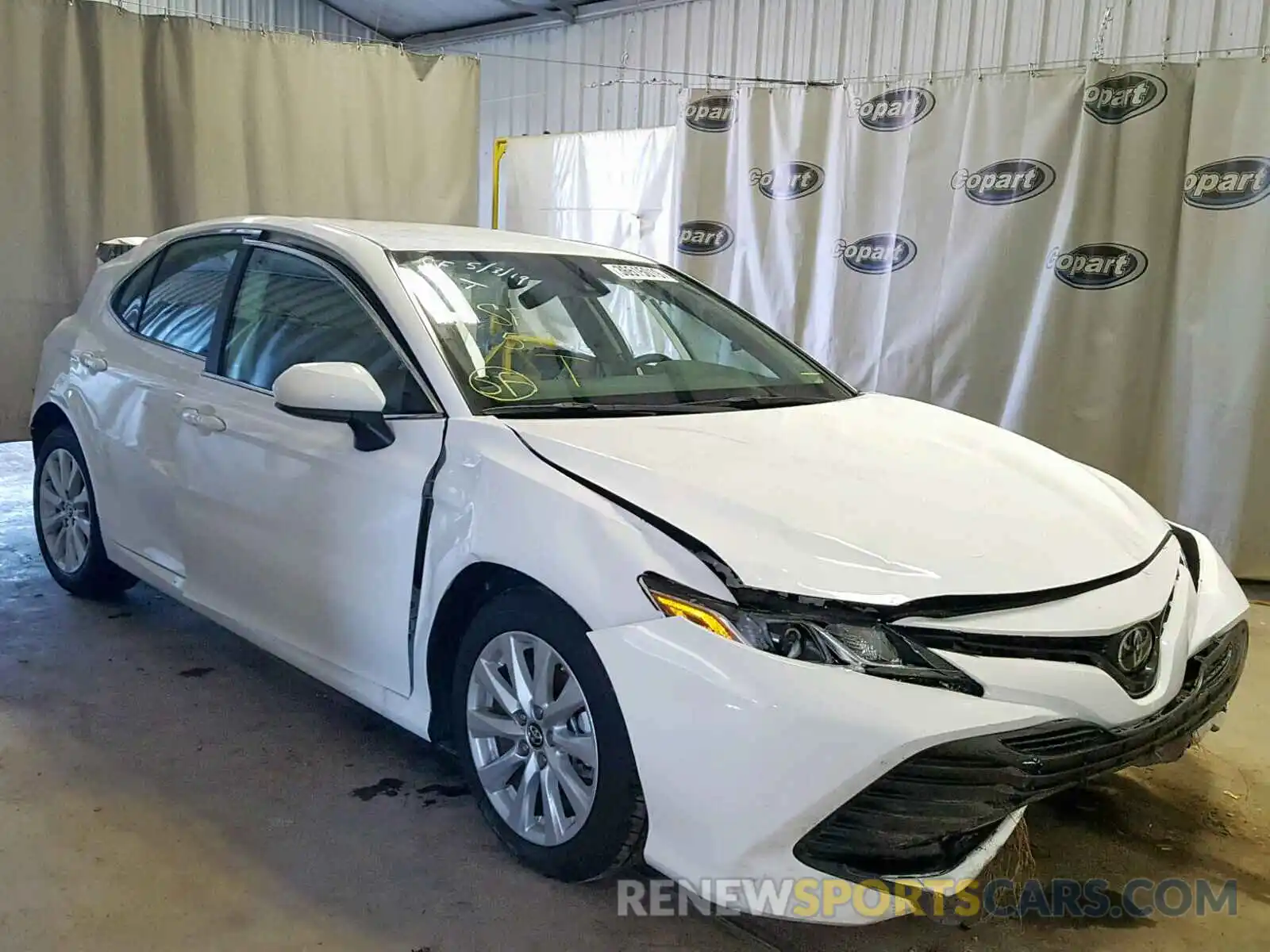 1 Photograph of a damaged car 4T1B11HK4KU687329 TOYOTA CAMRY 2019