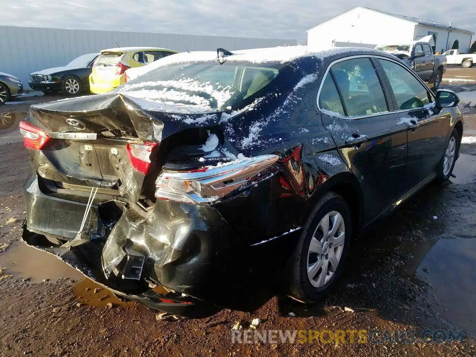 4 Photograph of a damaged car 4T1B11HK4KU687802 TOYOTA CAMRY 2019