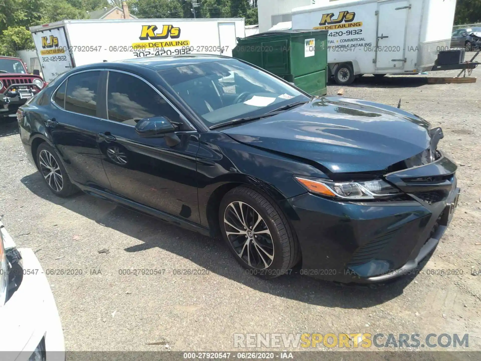 1 Photograph of a damaged car 4T1B11HK4KU688111 TOYOTA CAMRY 2019