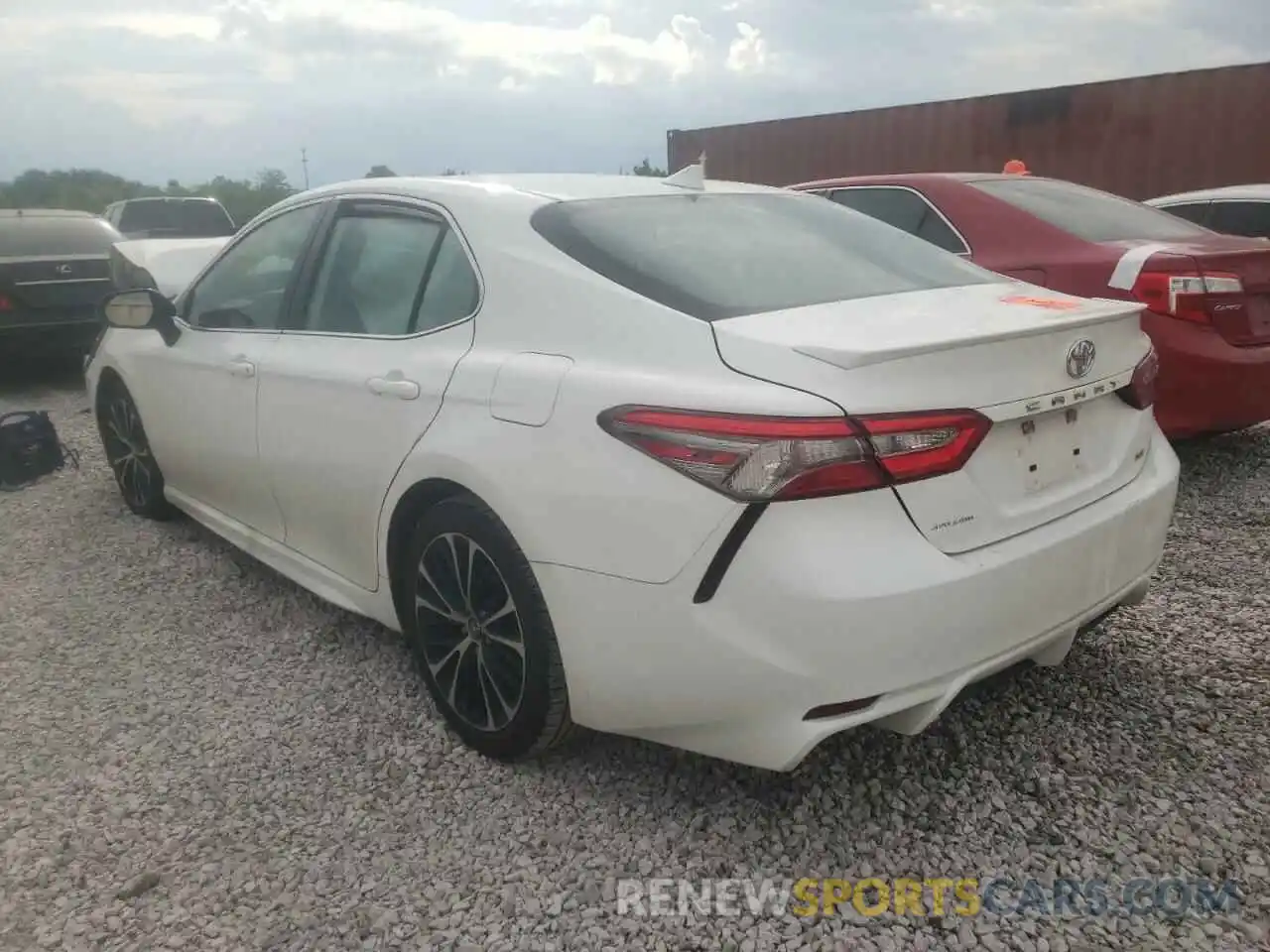 3 Photograph of a damaged car 4T1B11HK4KU688206 TOYOTA CAMRY 2019