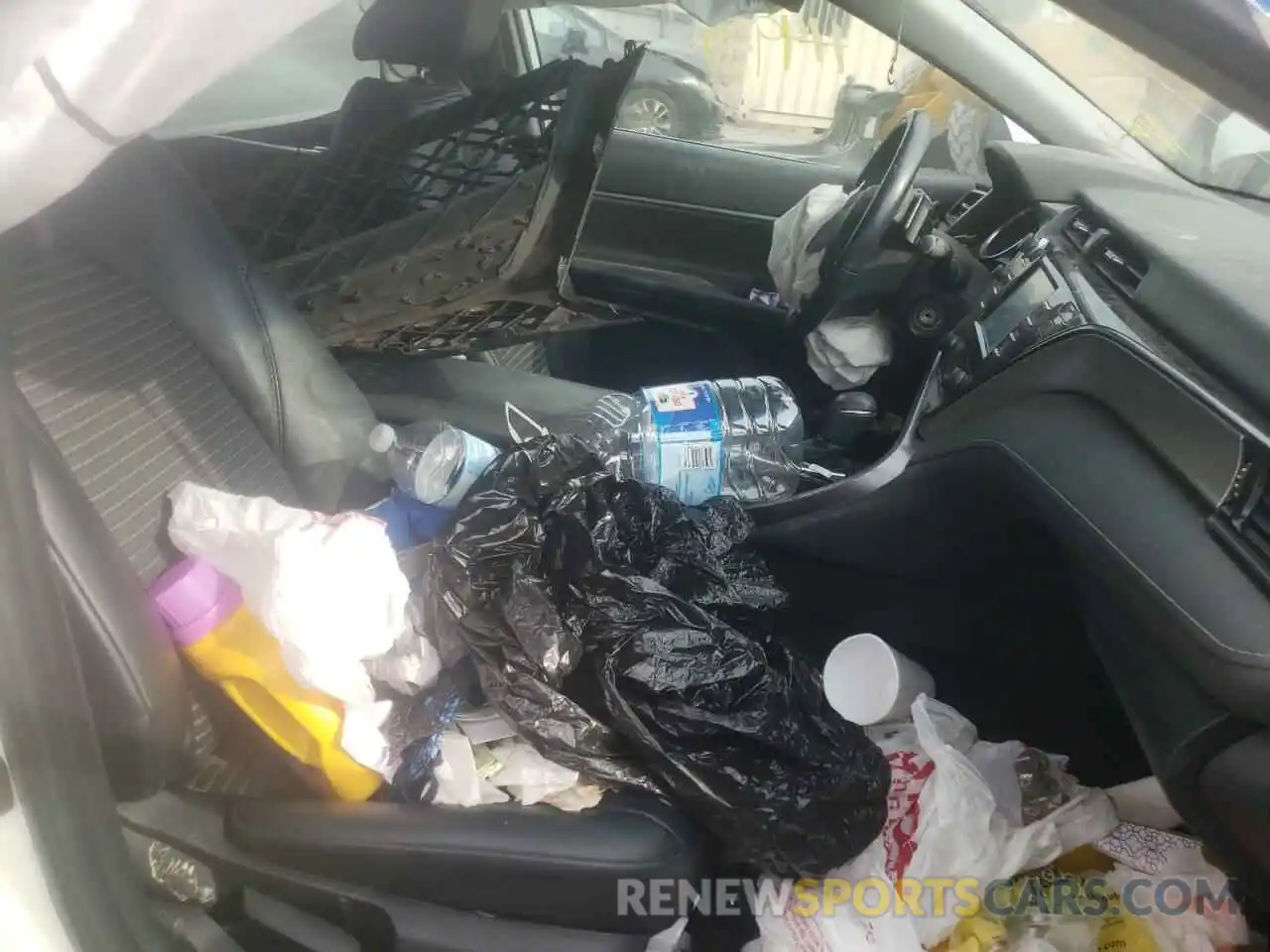 5 Photograph of a damaged car 4T1B11HK4KU688206 TOYOTA CAMRY 2019