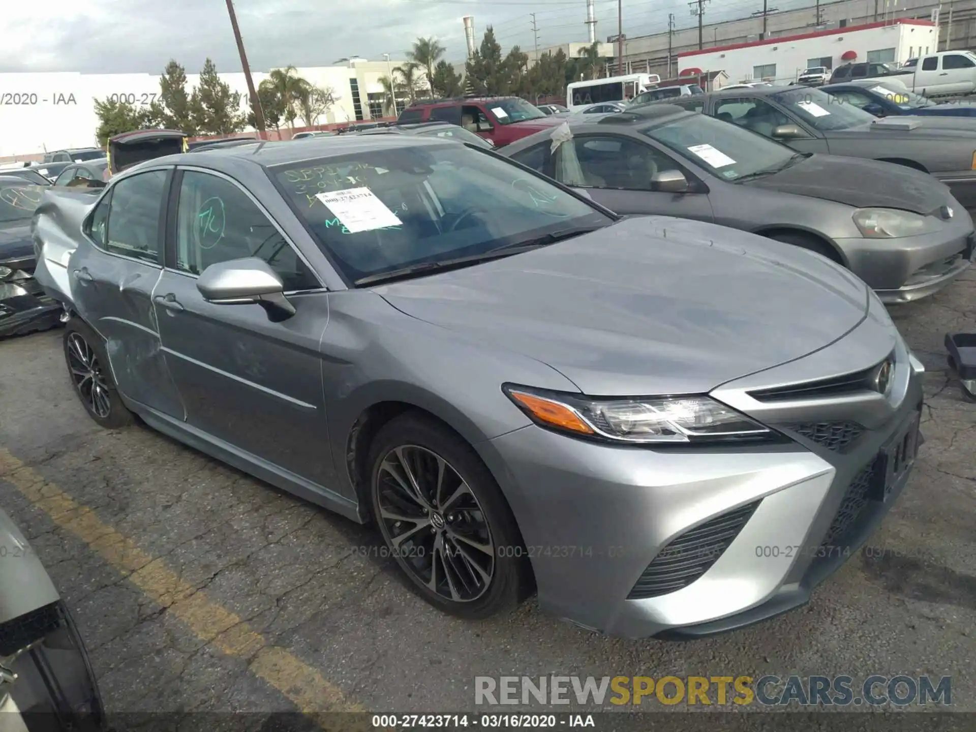 1 Photograph of a damaged car 4T1B11HK4KU689016 TOYOTA CAMRY 2019