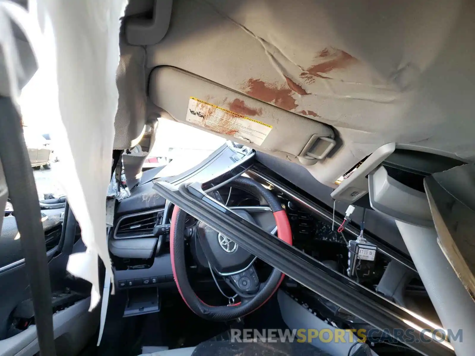 9 Photograph of a damaged car 4T1B11HK4KU689579 TOYOTA CAMRY 2019