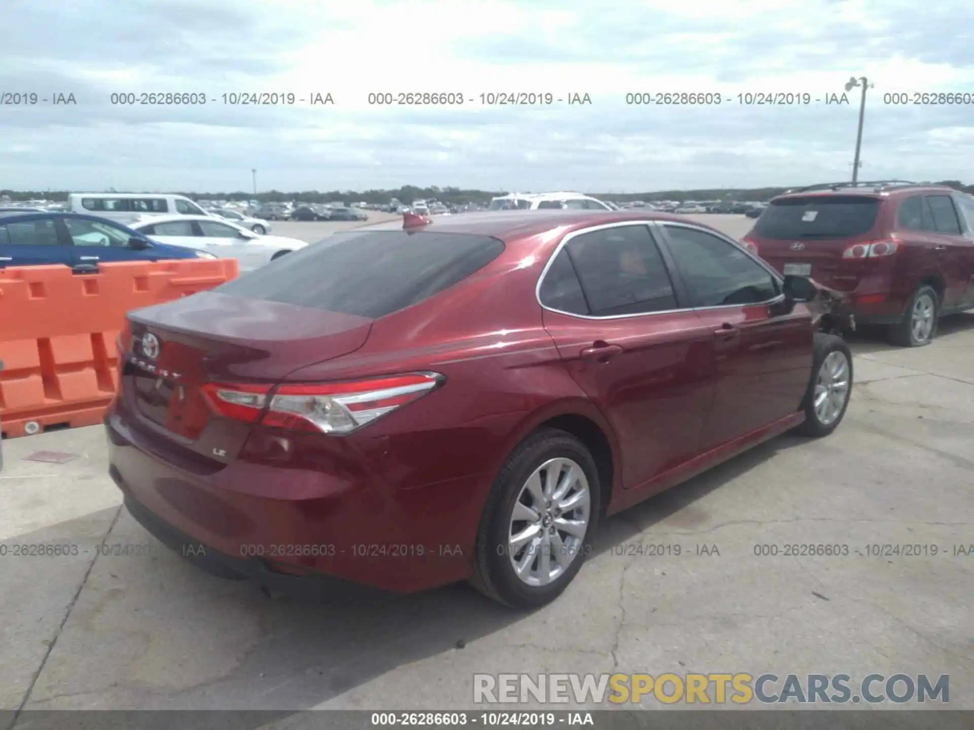 4 Фотография поврежденного автомобиля 4T1B11HK4KU690313 TOYOTA CAMRY 2019