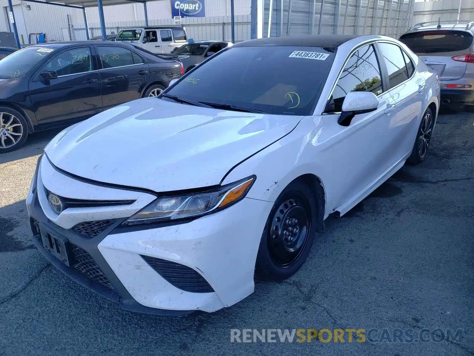 2 Photograph of a damaged car 4T1B11HK4KU692479 TOYOTA CAMRY 2019