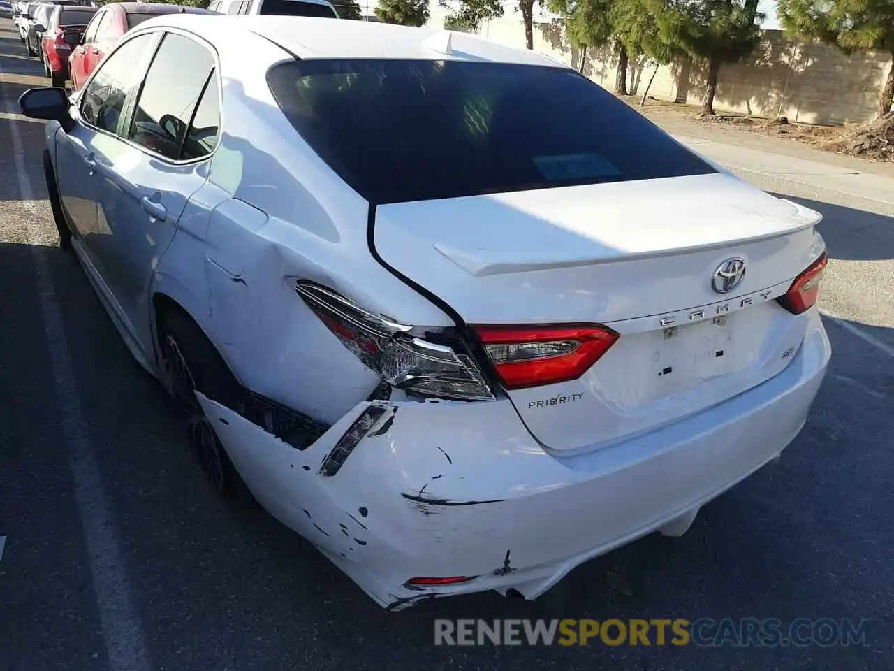 3 Photograph of a damaged car 4T1B11HK4KU693244 TOYOTA CAMRY 2019