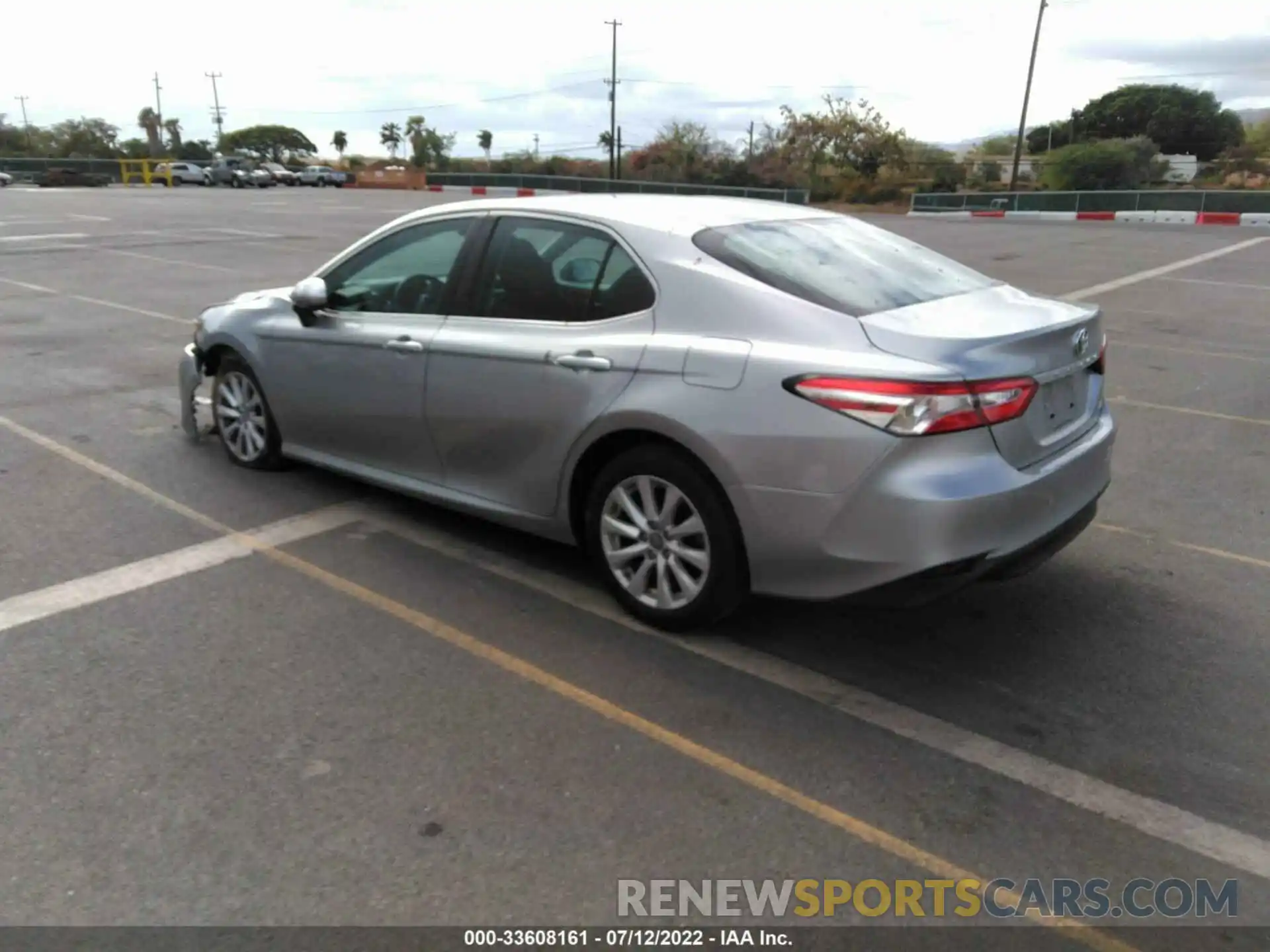 3 Photograph of a damaged car 4T1B11HK4KU696807 TOYOTA CAMRY 2019