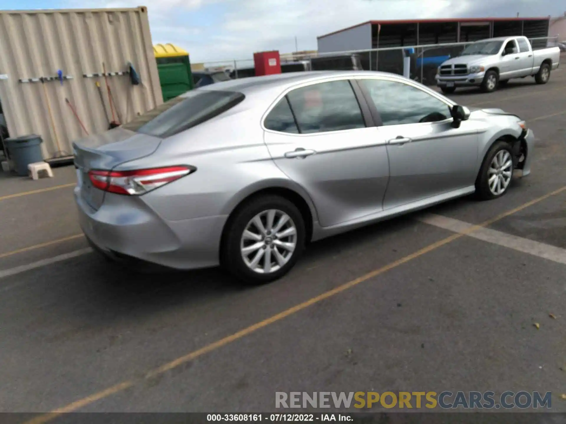 4 Photograph of a damaged car 4T1B11HK4KU696807 TOYOTA CAMRY 2019