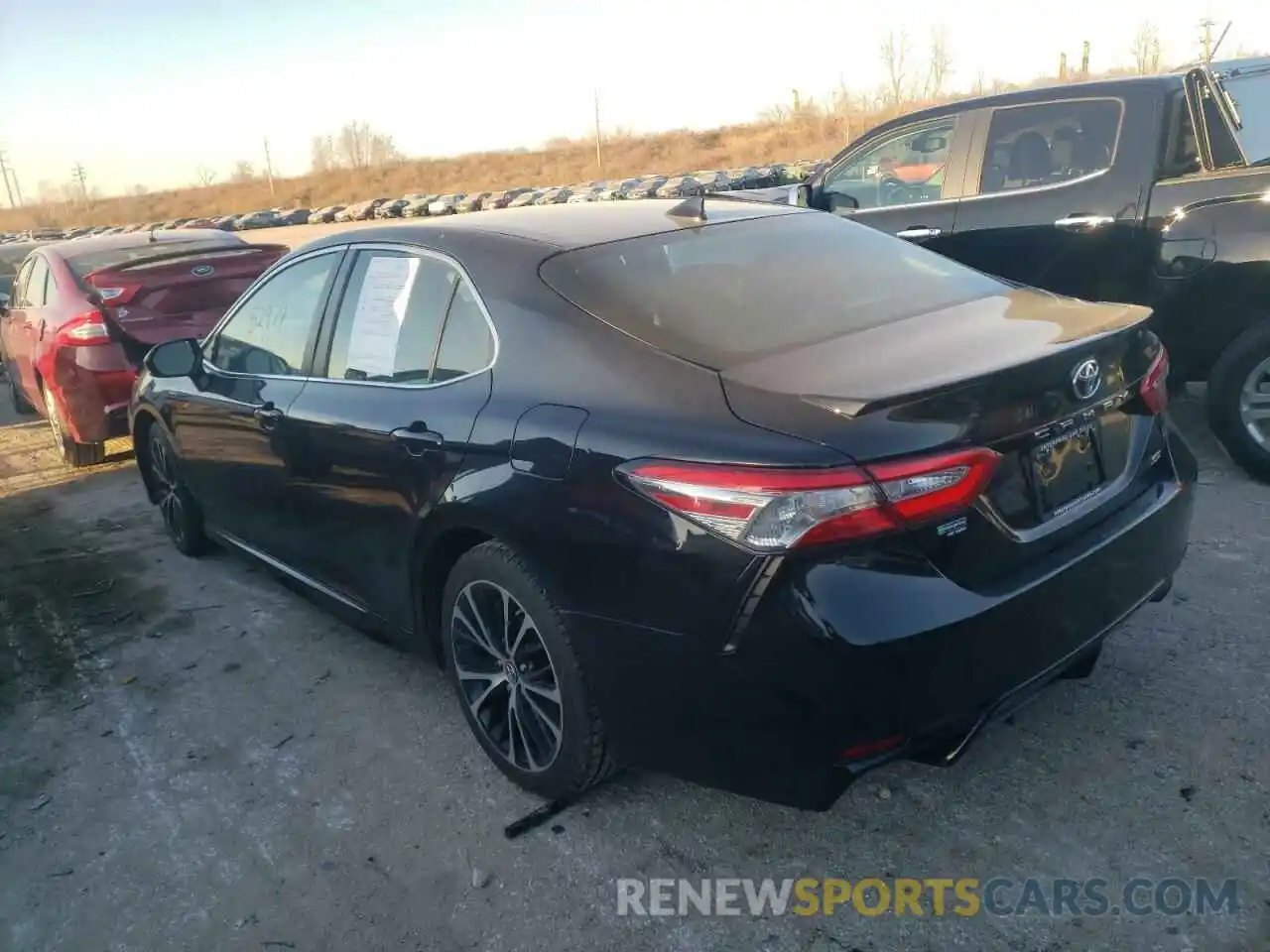 3 Фотография поврежденного автомобиля 4T1B11HK4KU696869 TOYOTA CAMRY 2019