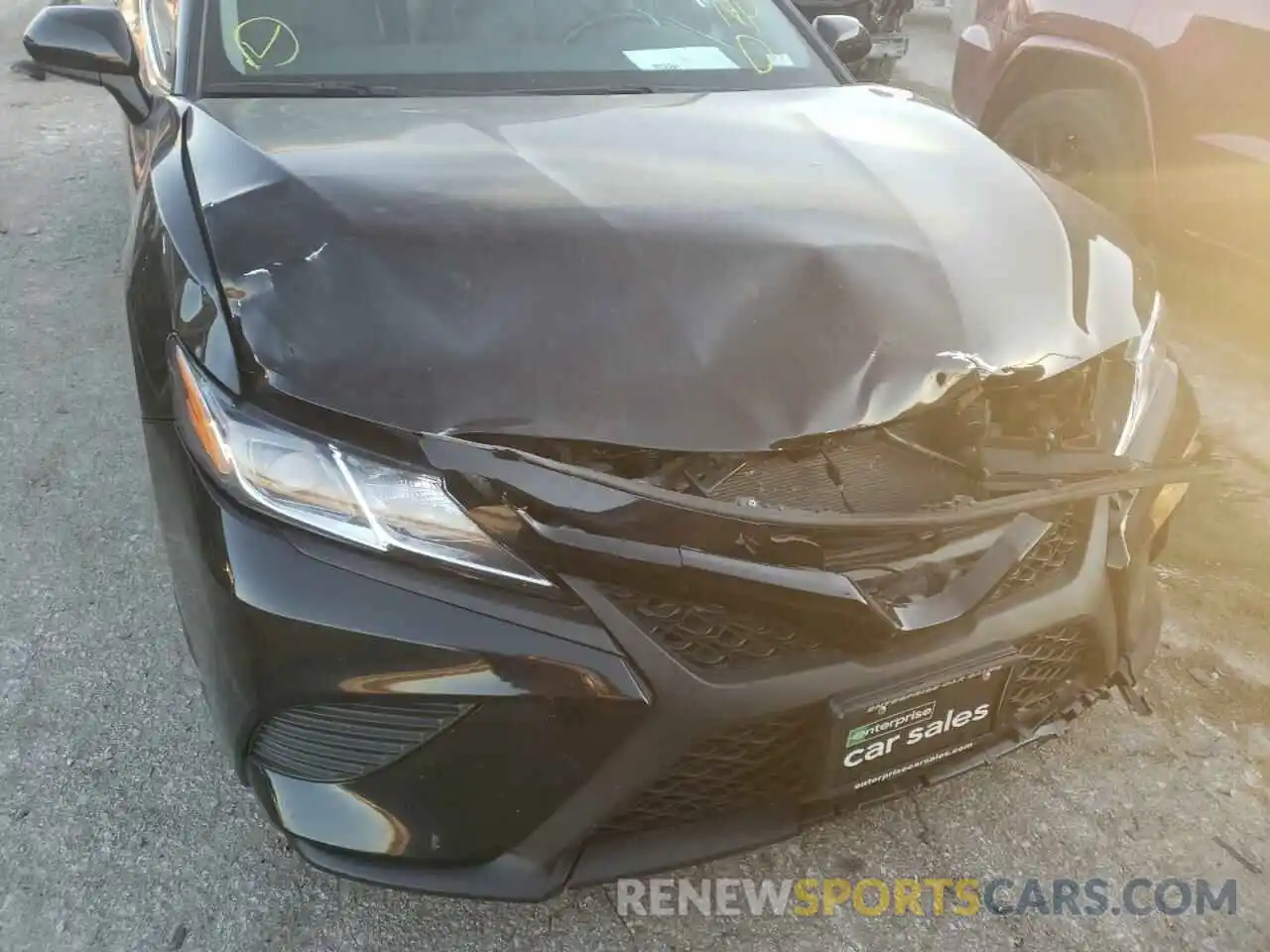 9 Photograph of a damaged car 4T1B11HK4KU696869 TOYOTA CAMRY 2019