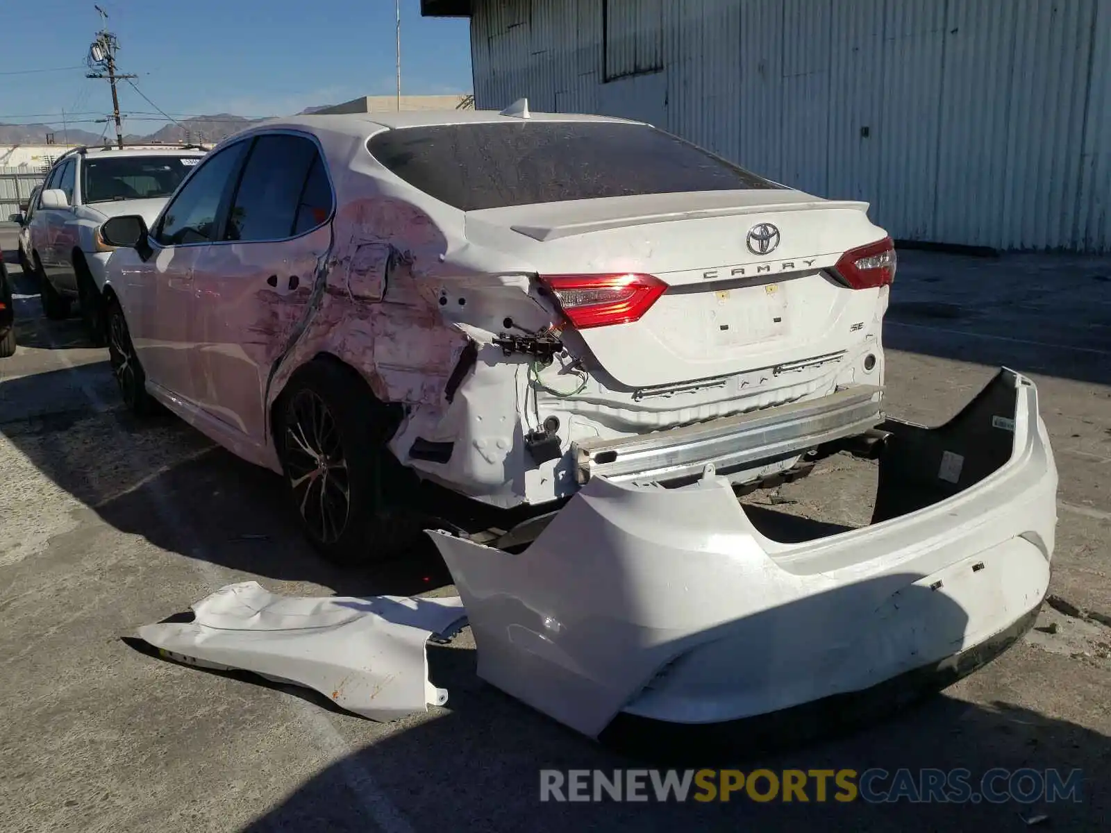 3 Photograph of a damaged car 4T1B11HK4KU697343 TOYOTA CAMRY 2019