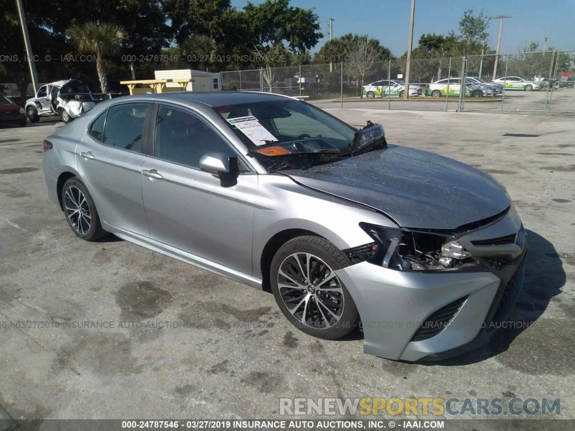 1 Photograph of a damaged car 4T1B11HK4KU698198 TOYOTA CAMRY 2019