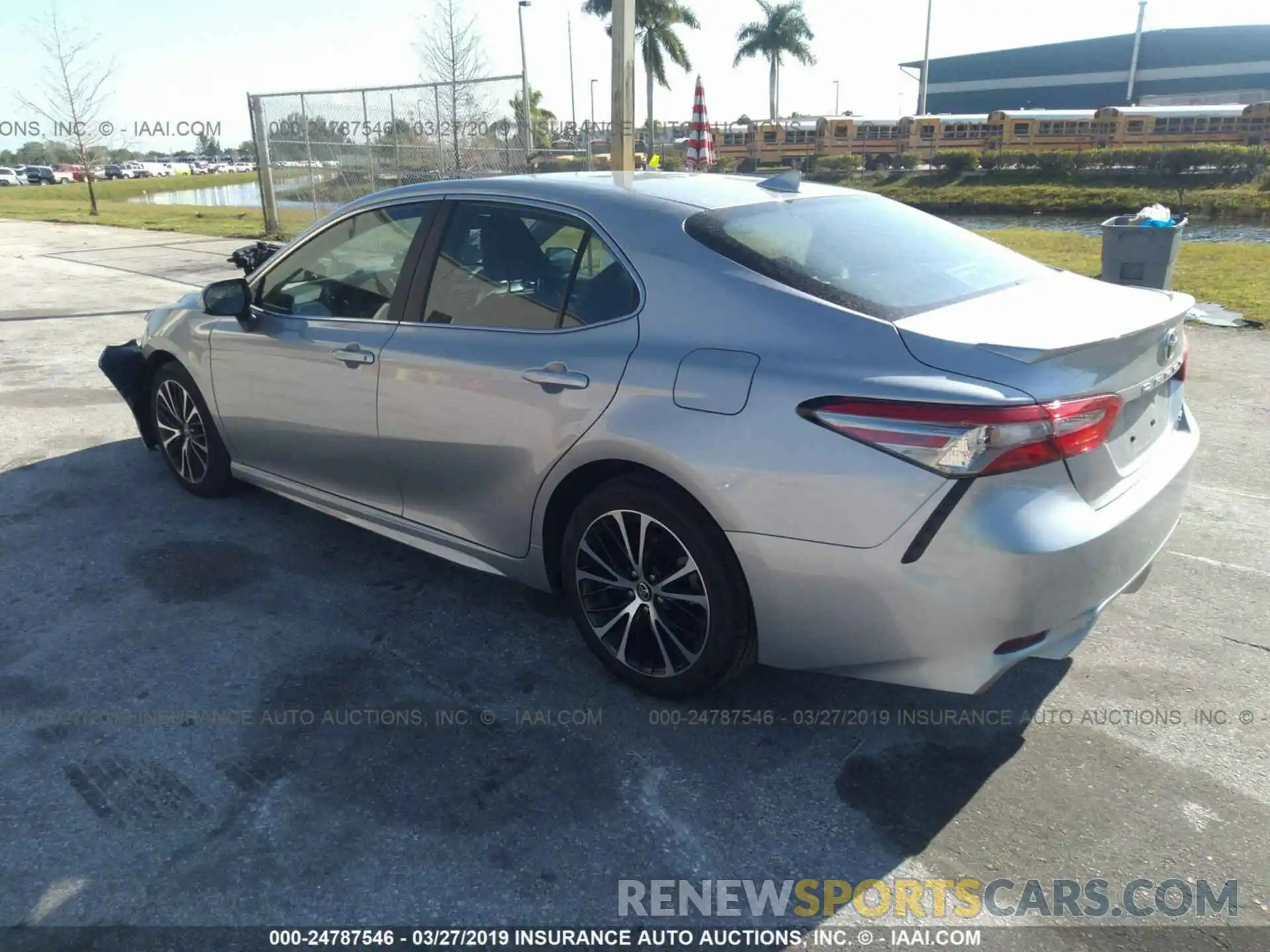 3 Photograph of a damaged car 4T1B11HK4KU698198 TOYOTA CAMRY 2019