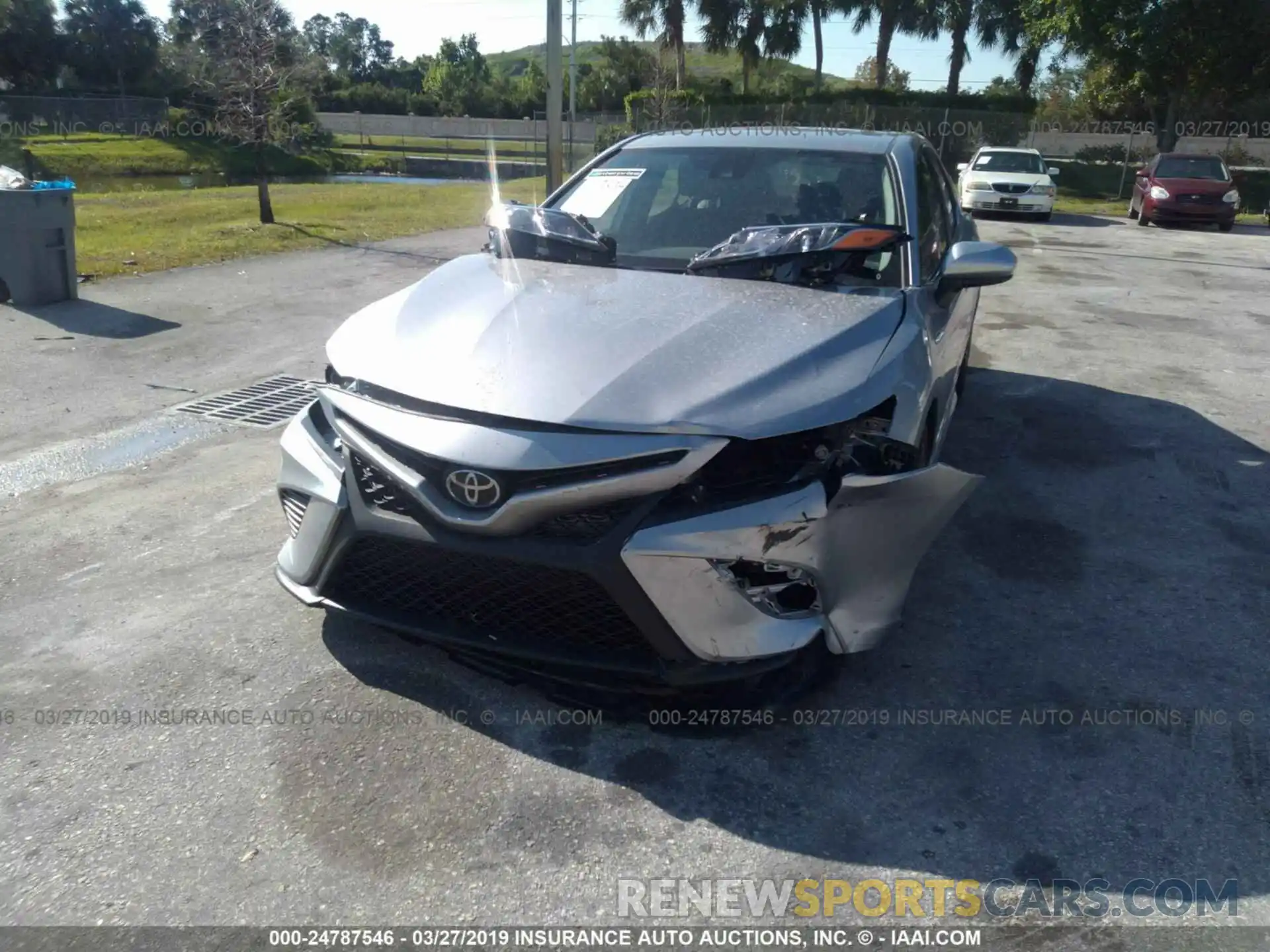 6 Photograph of a damaged car 4T1B11HK4KU698198 TOYOTA CAMRY 2019