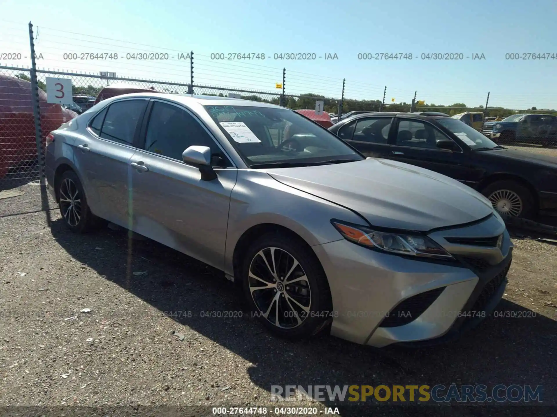 1 Photograph of a damaged car 4T1B11HK4KU698394 TOYOTA CAMRY 2019