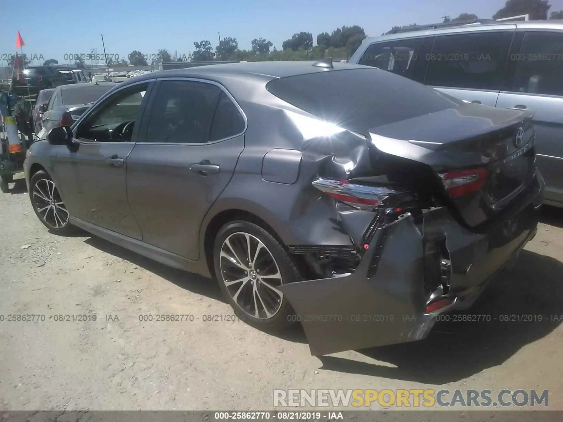 3 Photograph of a damaged car 4T1B11HK4KU698427 TOYOTA CAMRY 2019