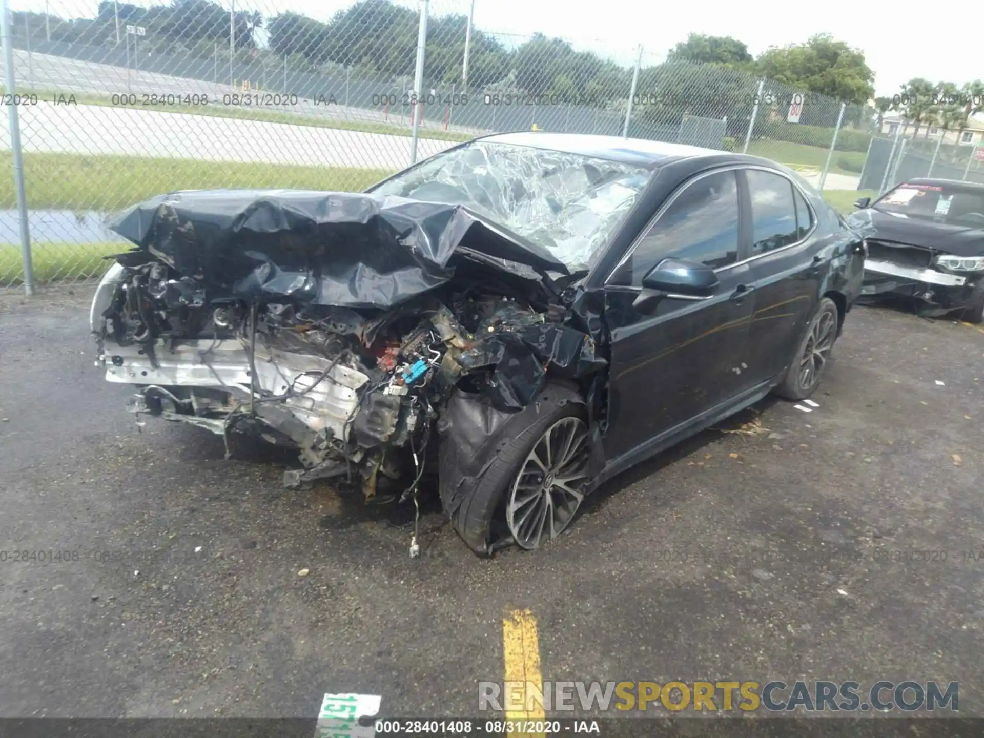 2 Photograph of a damaged car 4T1B11HK4KU698587 TOYOTA CAMRY 2019