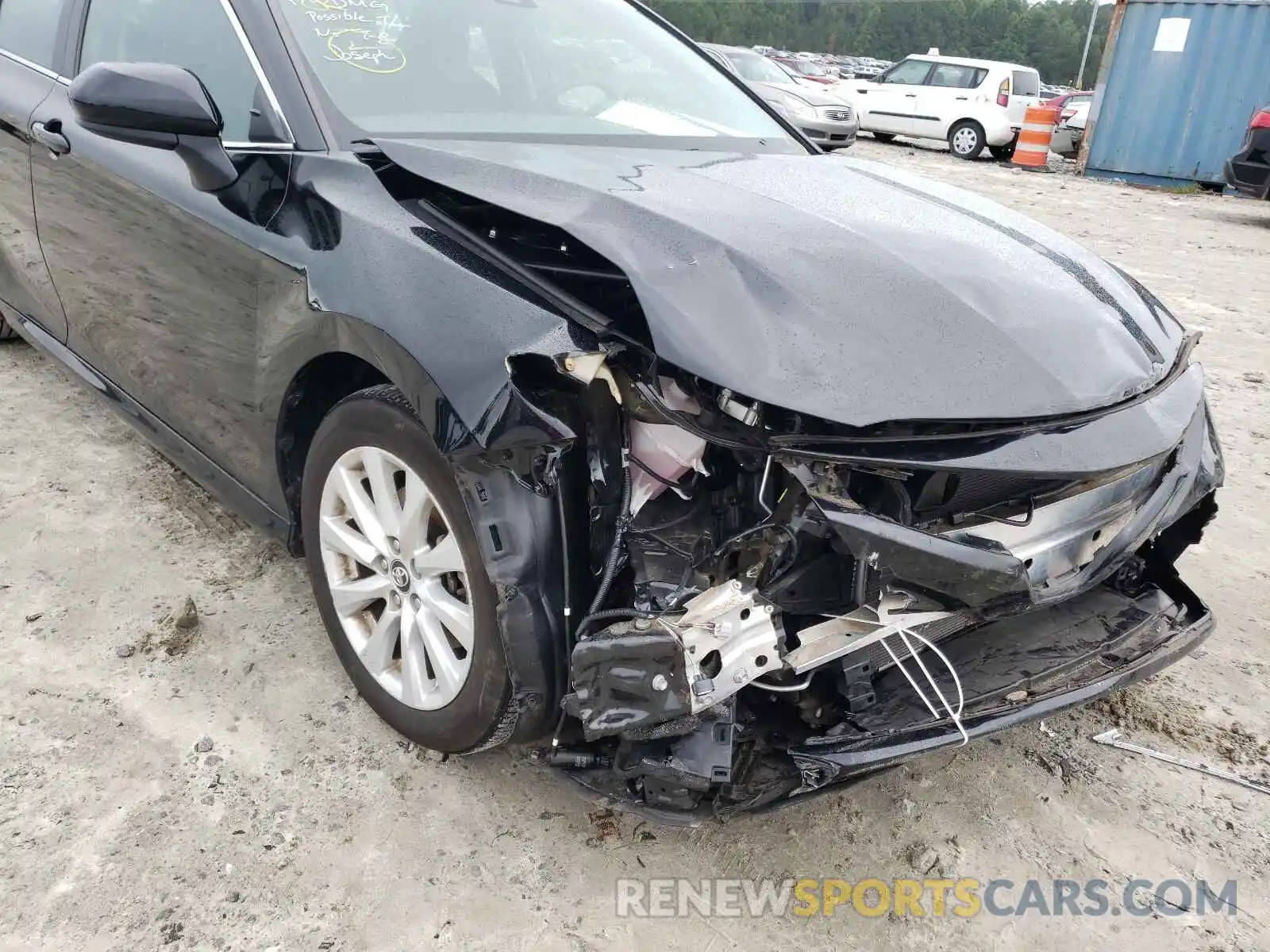 9 Photograph of a damaged car 4T1B11HK4KU699190 TOYOTA CAMRY 2019