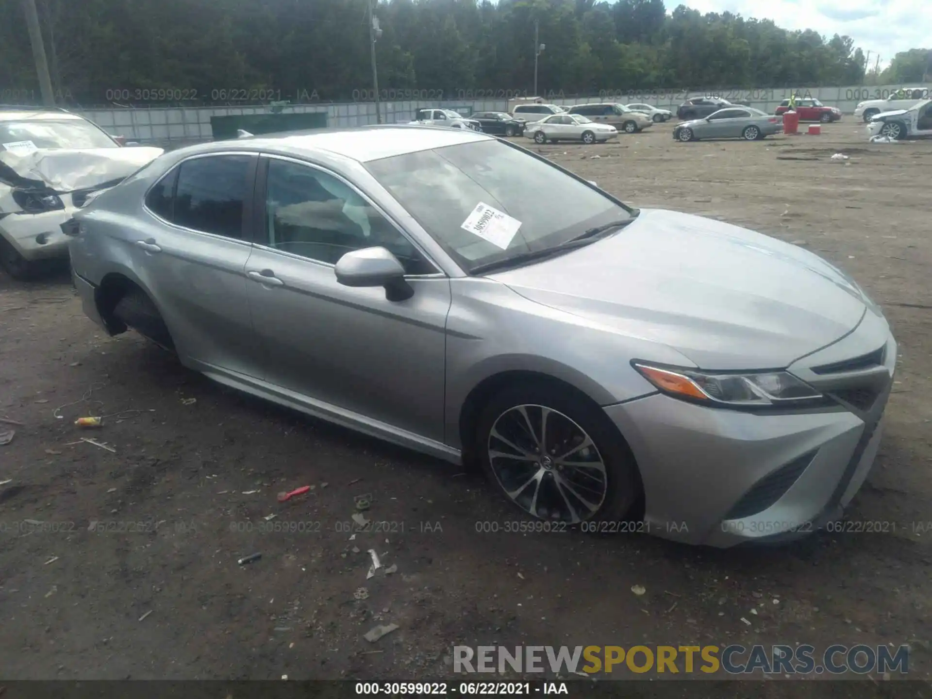 1 Photograph of a damaged car 4T1B11HK4KU700371 TOYOTA CAMRY 2019