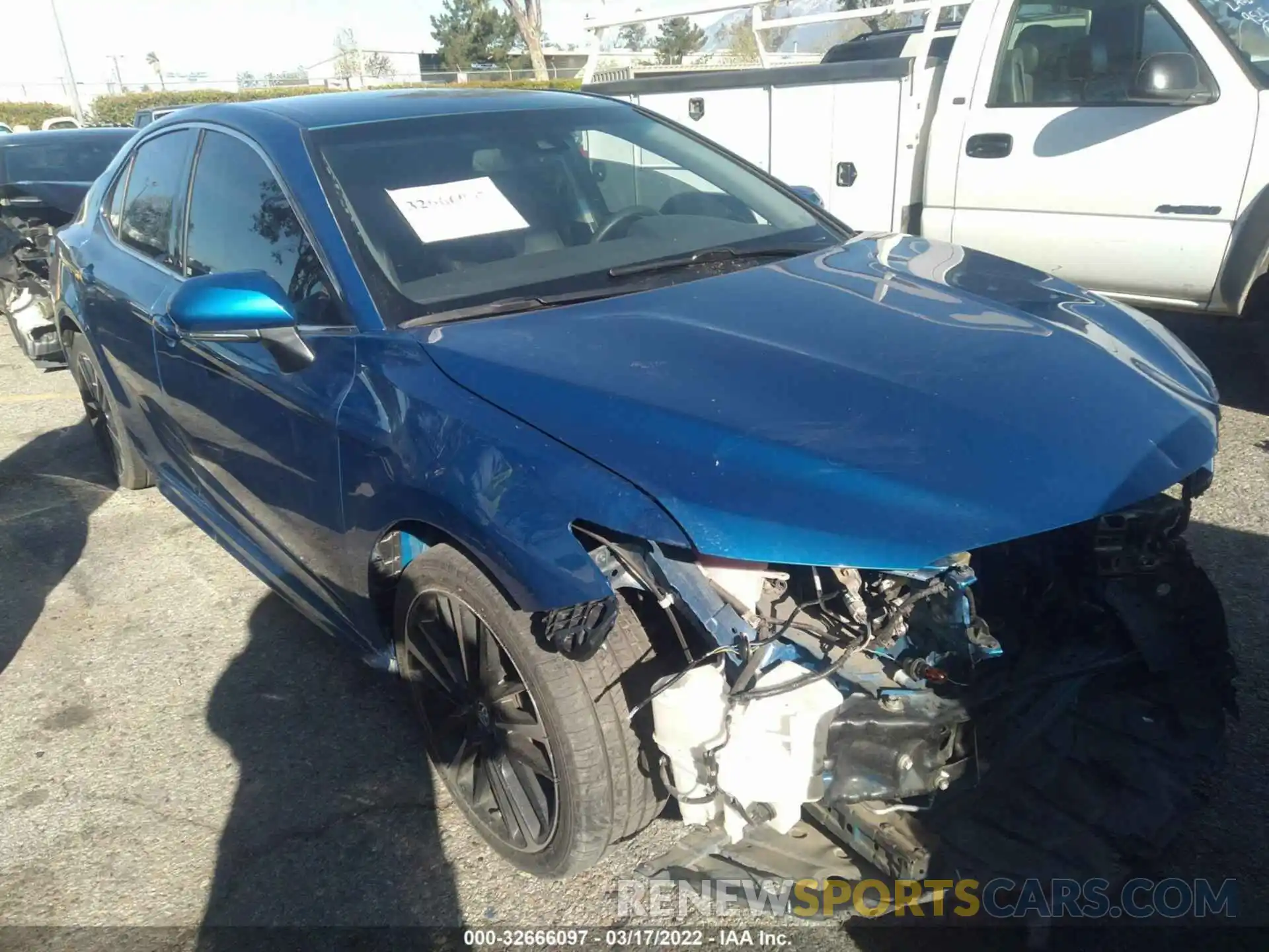 1 Photograph of a damaged car 4T1B11HK4KU700807 TOYOTA CAMRY 2019