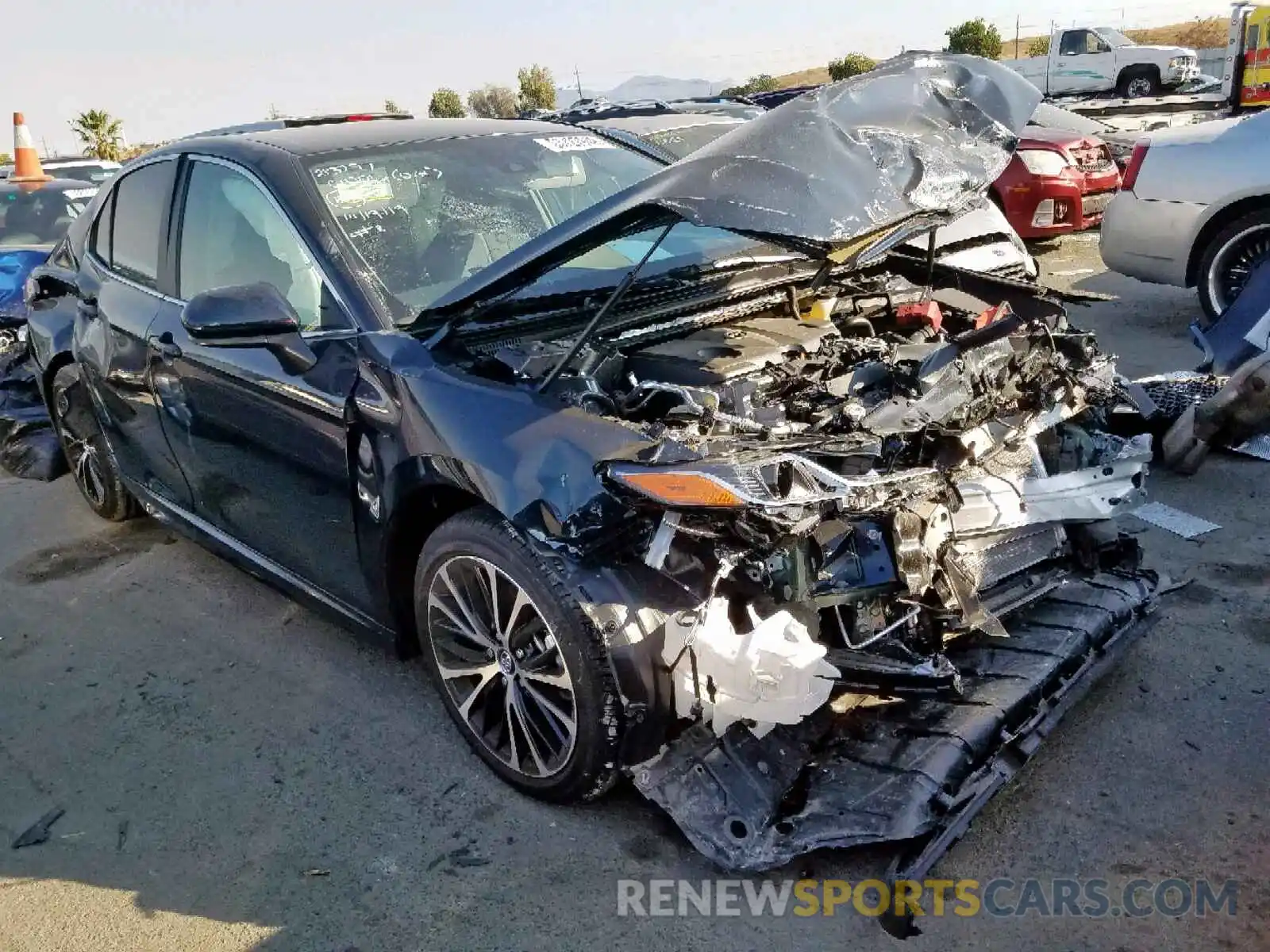 1 Photograph of a damaged car 4T1B11HK4KU701360 TOYOTA CAMRY 2019