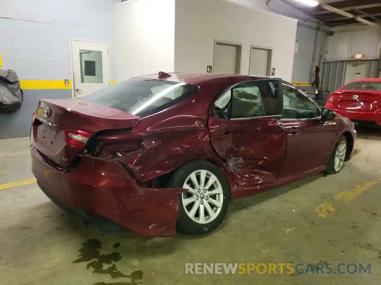 9 Photograph of a damaged car 4T1B11HK4KU704761 TOYOTA CAMRY 2019