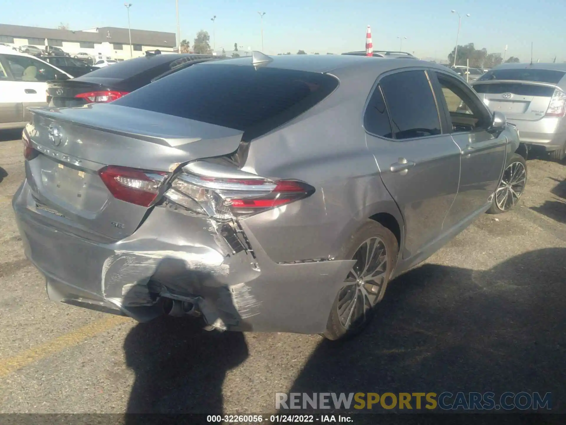 4 Photograph of a damaged car 4T1B11HK4KU705991 TOYOTA CAMRY 2019