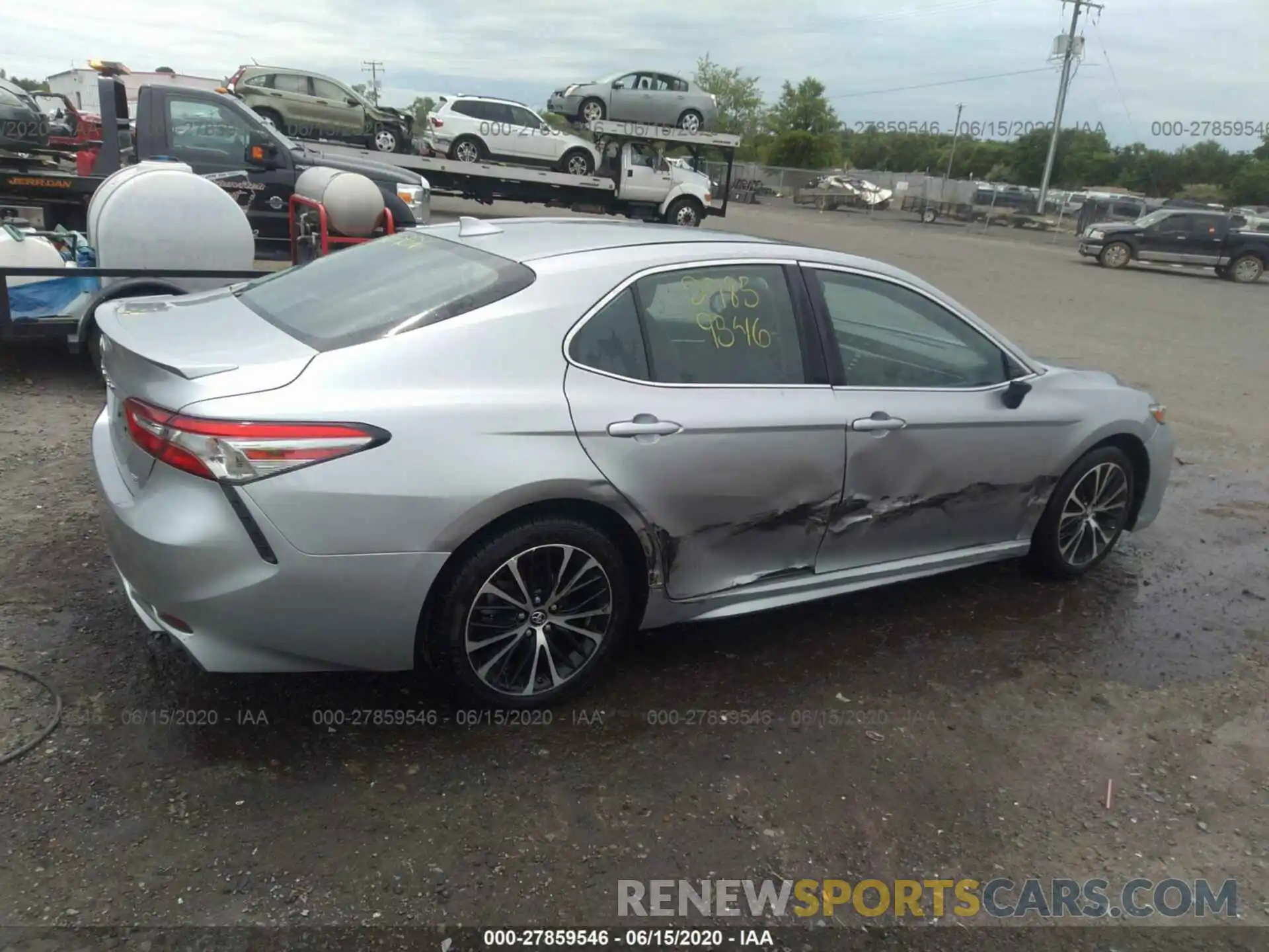 4 Photograph of a damaged car 4T1B11HK4KU706087 TOYOTA CAMRY 2019