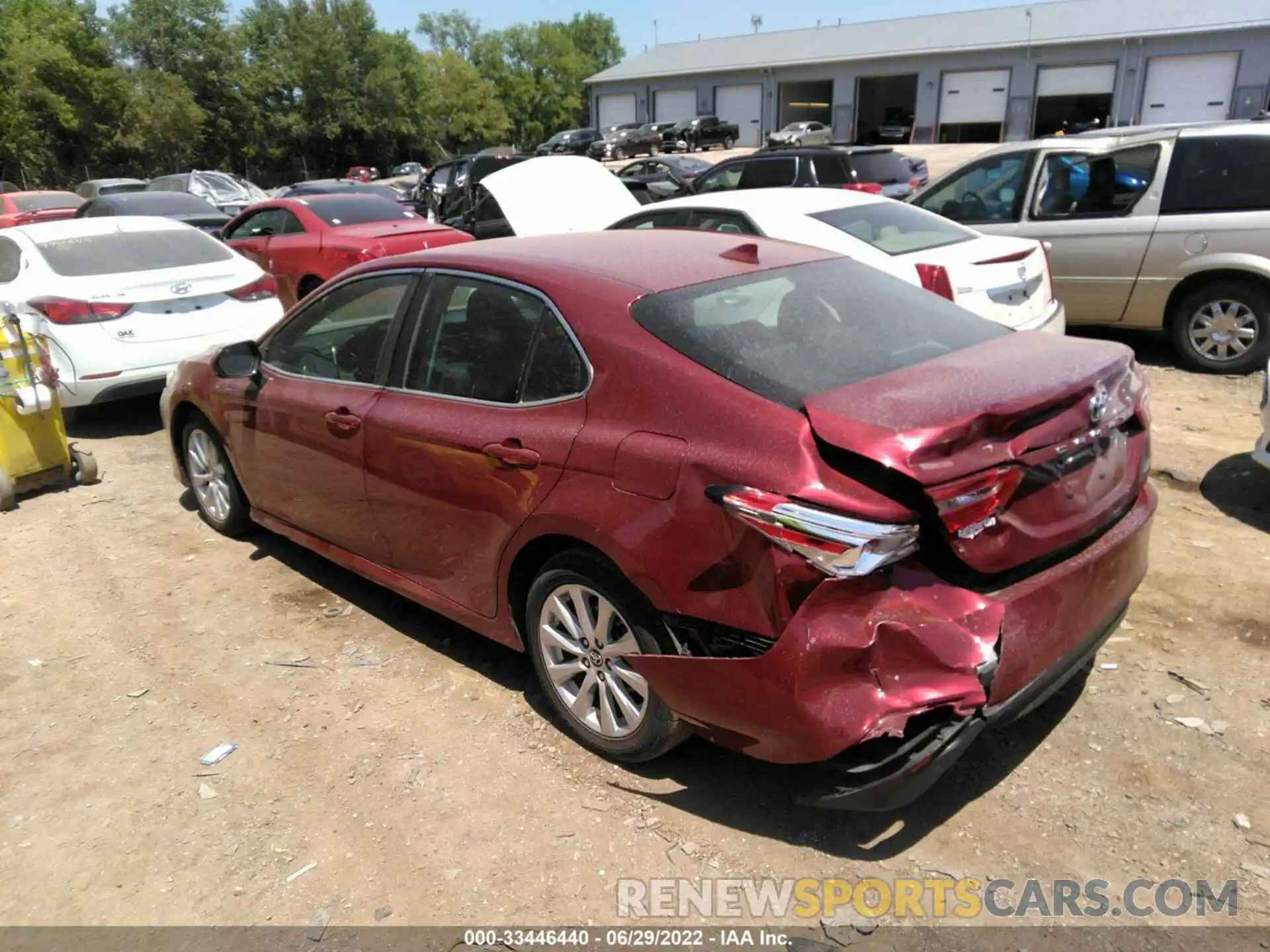 3 Photograph of a damaged car 4T1B11HK4KU709023 TOYOTA CAMRY 2019