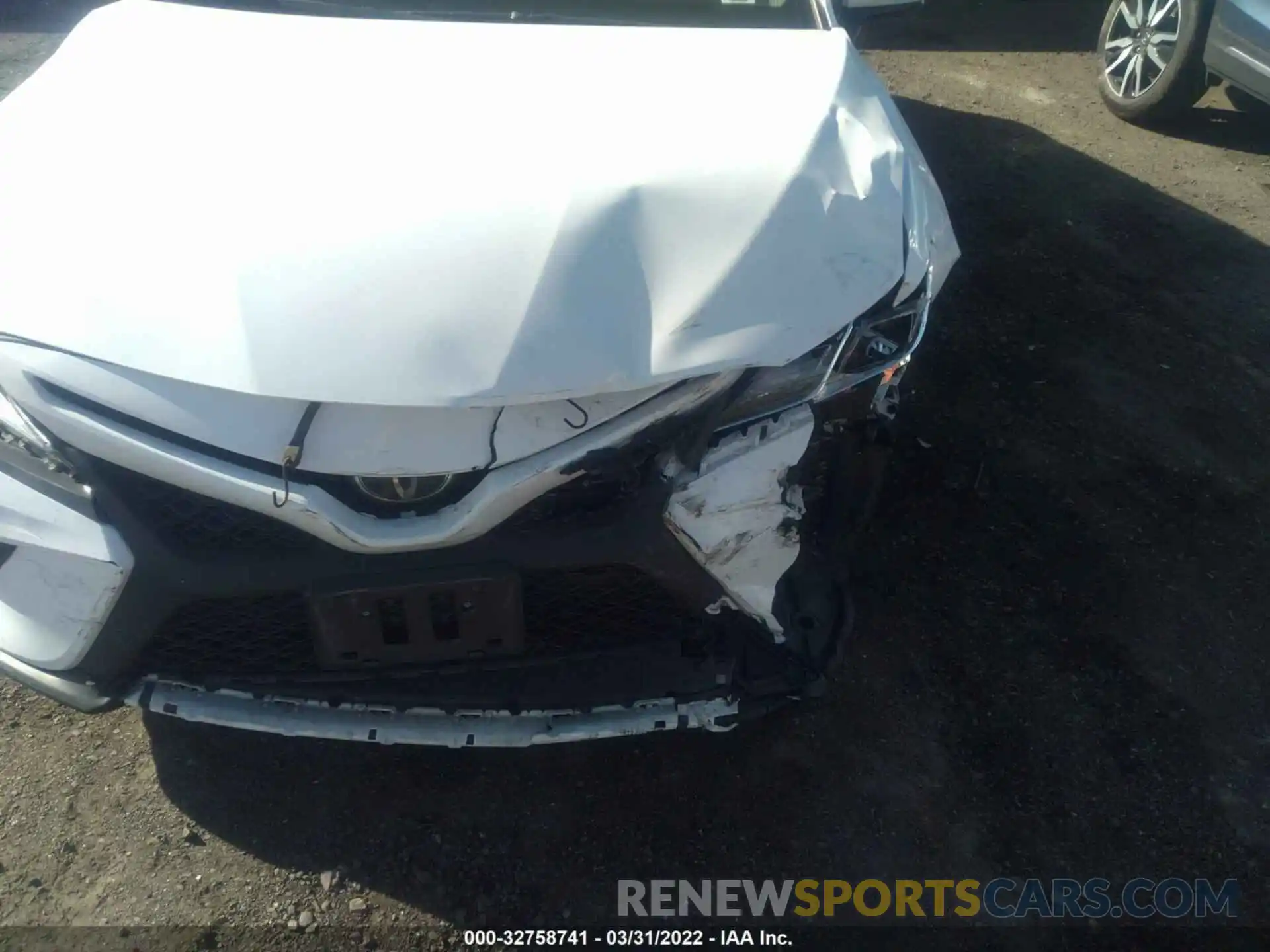 6 Photograph of a damaged car 4T1B11HK4KU709264 TOYOTA CAMRY 2019