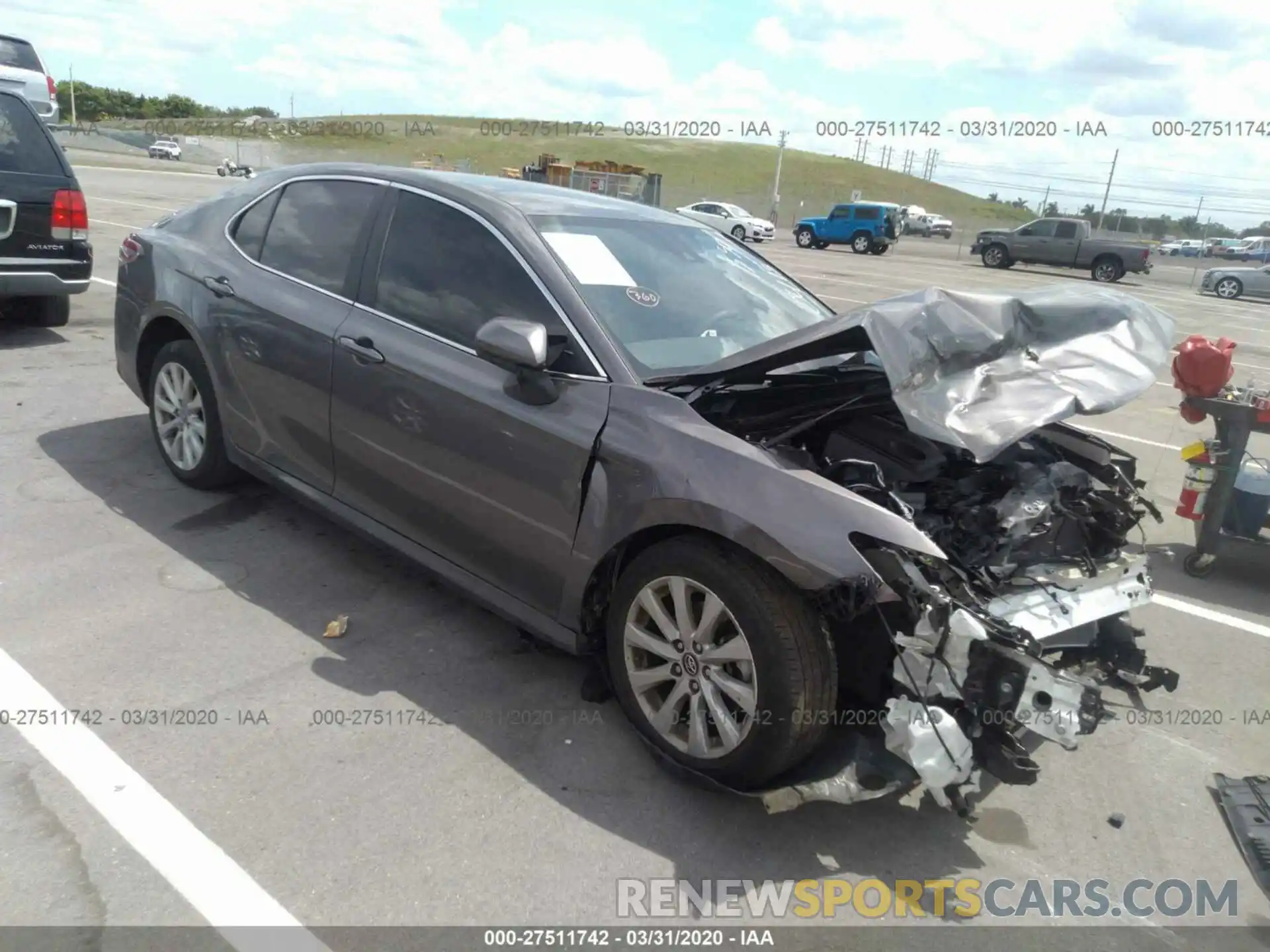 1 Photograph of a damaged car 4T1B11HK4KU710415 TOYOTA CAMRY 2019