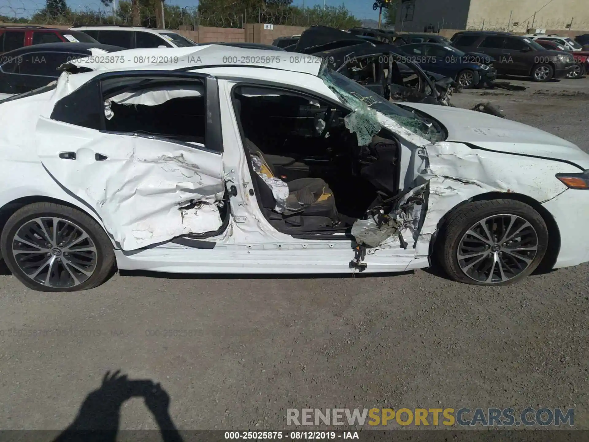 6 Photograph of a damaged car 4T1B11HK4KU713511 TOYOTA CAMRY 2019